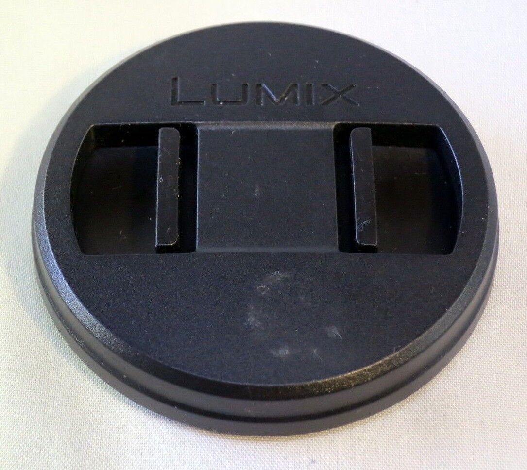 Panasonic LUMIX DMC 55mm snap-on Front Lens Cap 5302016