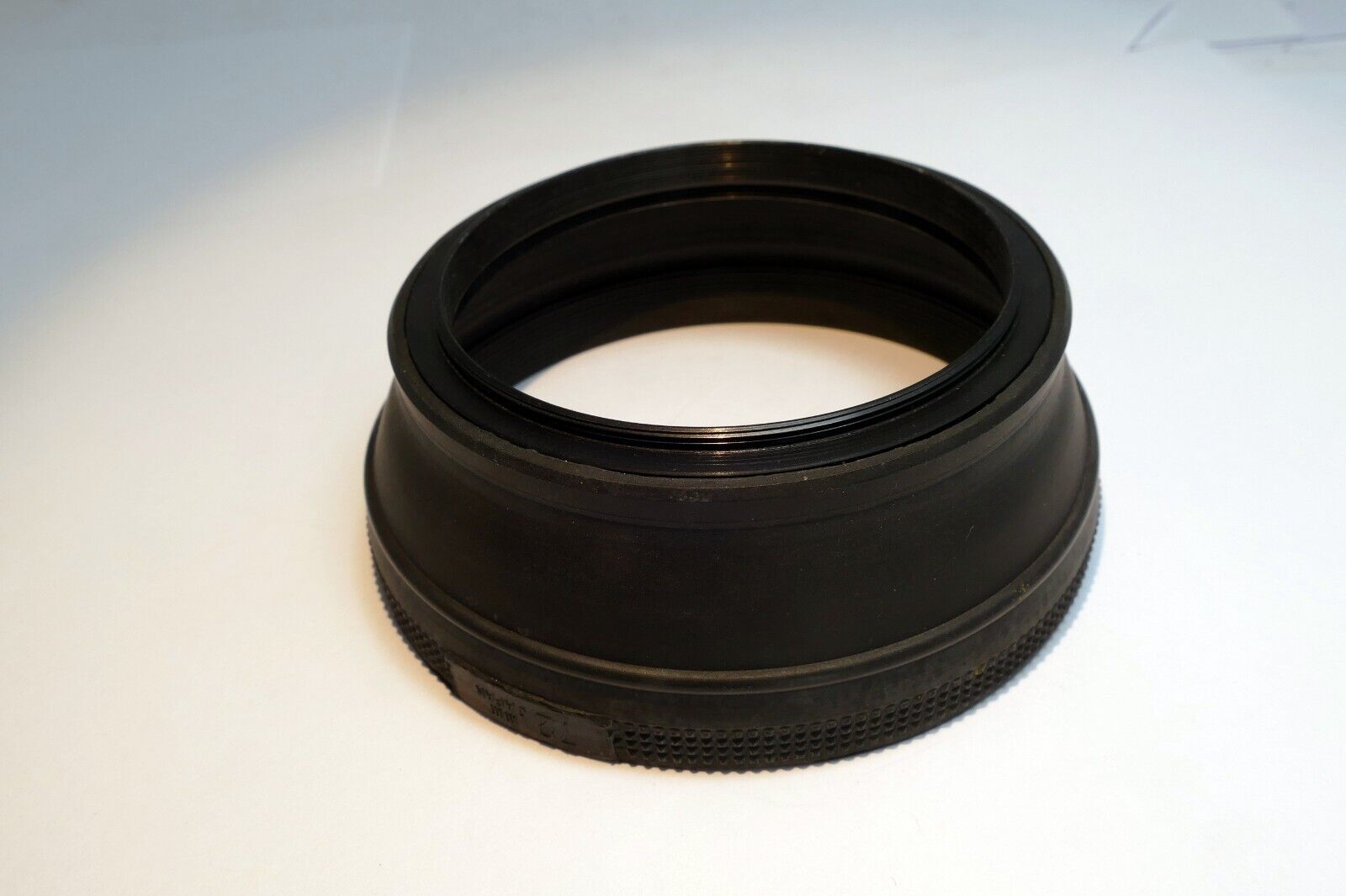 72mm Lens Hood shade screw in double threaded