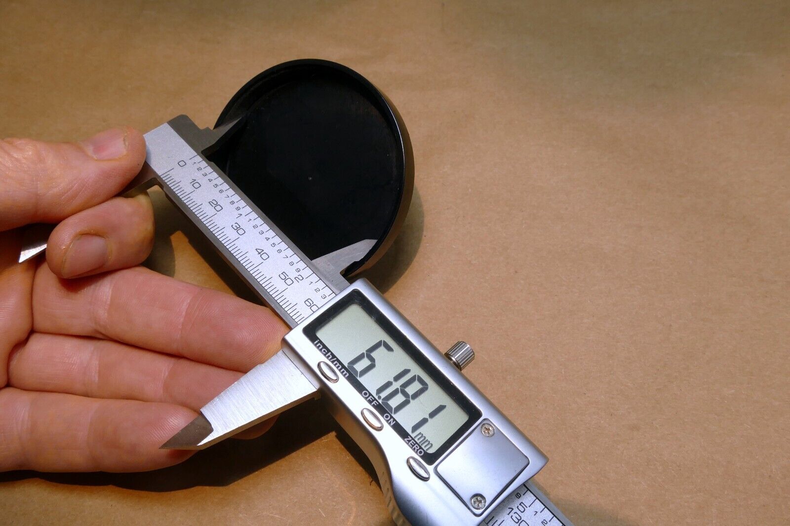 Canon B-62 Front Lens Cap for 35-70mm f3.5 FD push on slip on - OEM