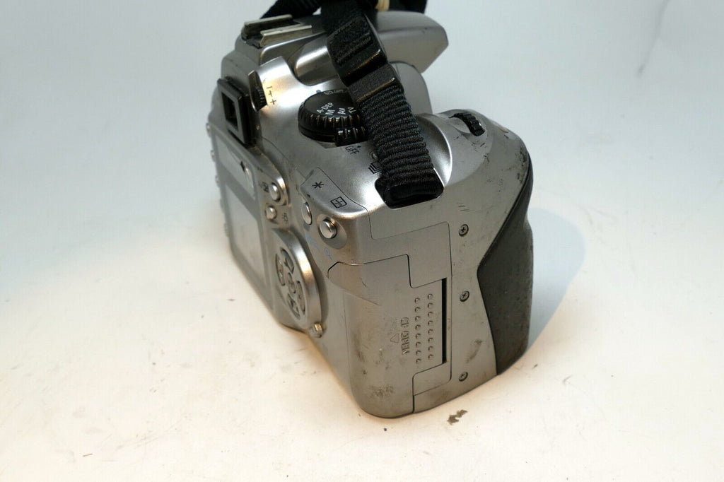 Canon EOS 300D 6MP Digital REBEL SLR Camera - works, but LCD cracked