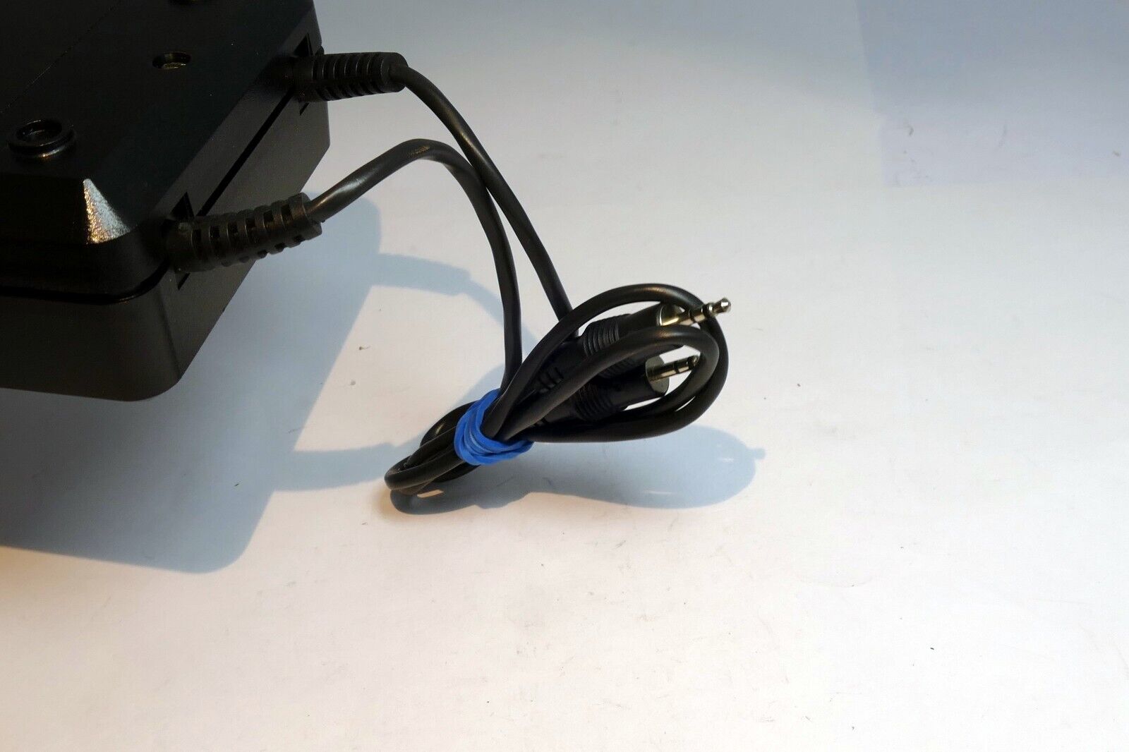Nikon Nicad Battery Charger NC-100 vintage incomplete
