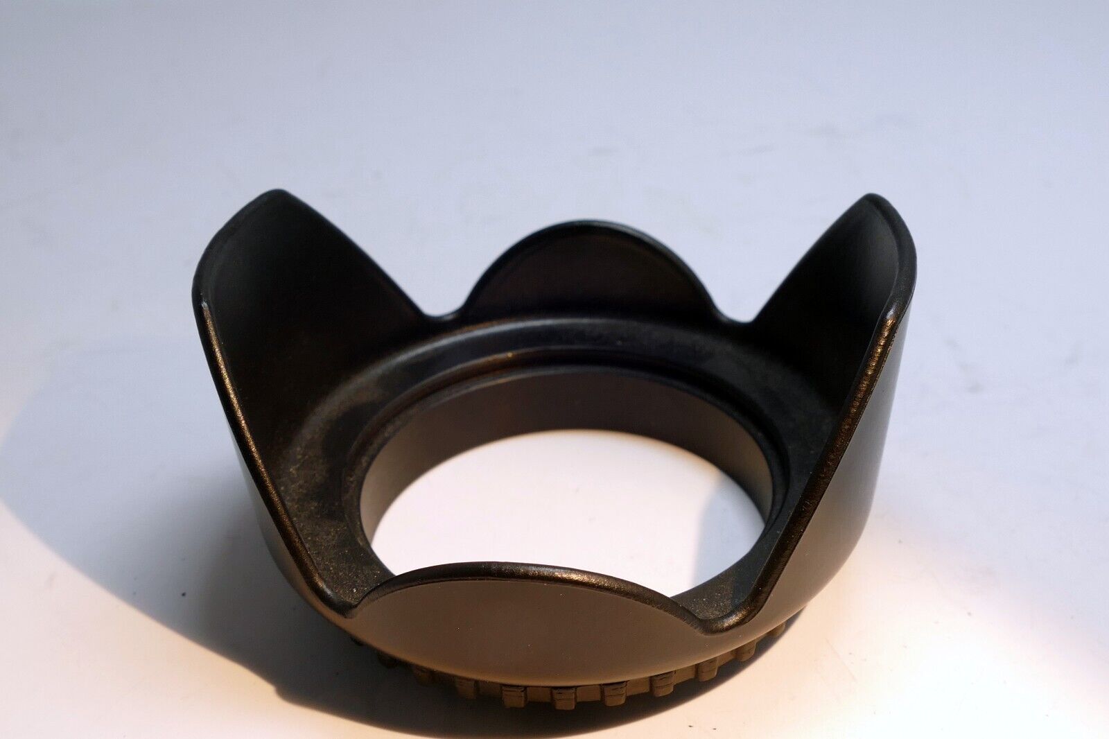 52mm Petal Lens hood shade threaded screw in  Vario 45-150mm f4-5.6 OIS  14-45
