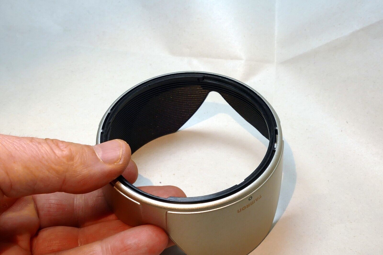 Tamron 104FH Lens Hood Shade for 28-200mm f2.8-5.6 DI  II - silver