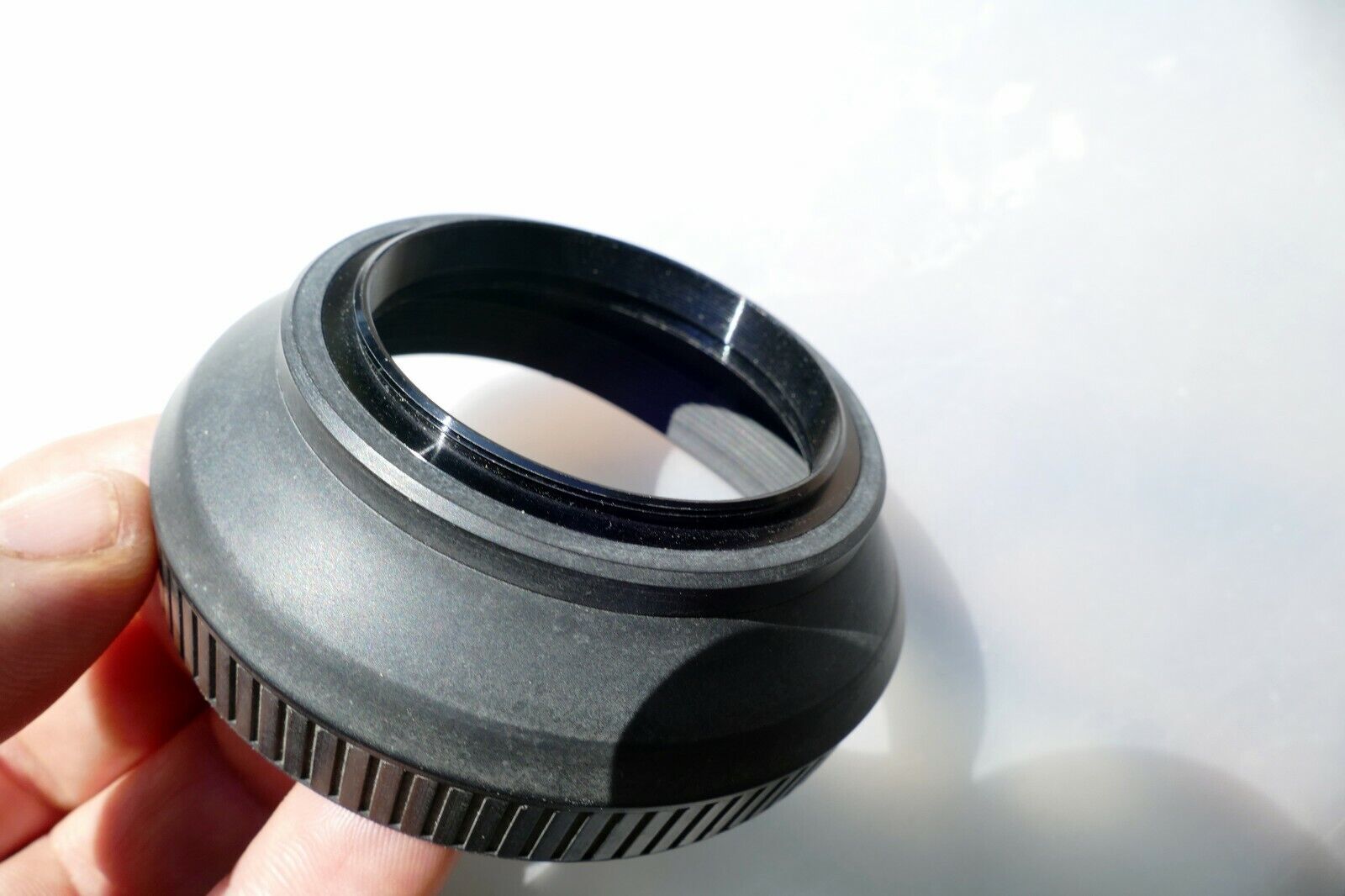 55mm Rubber Lens Hood Shade with double threads in the front for f1.7 f1.4