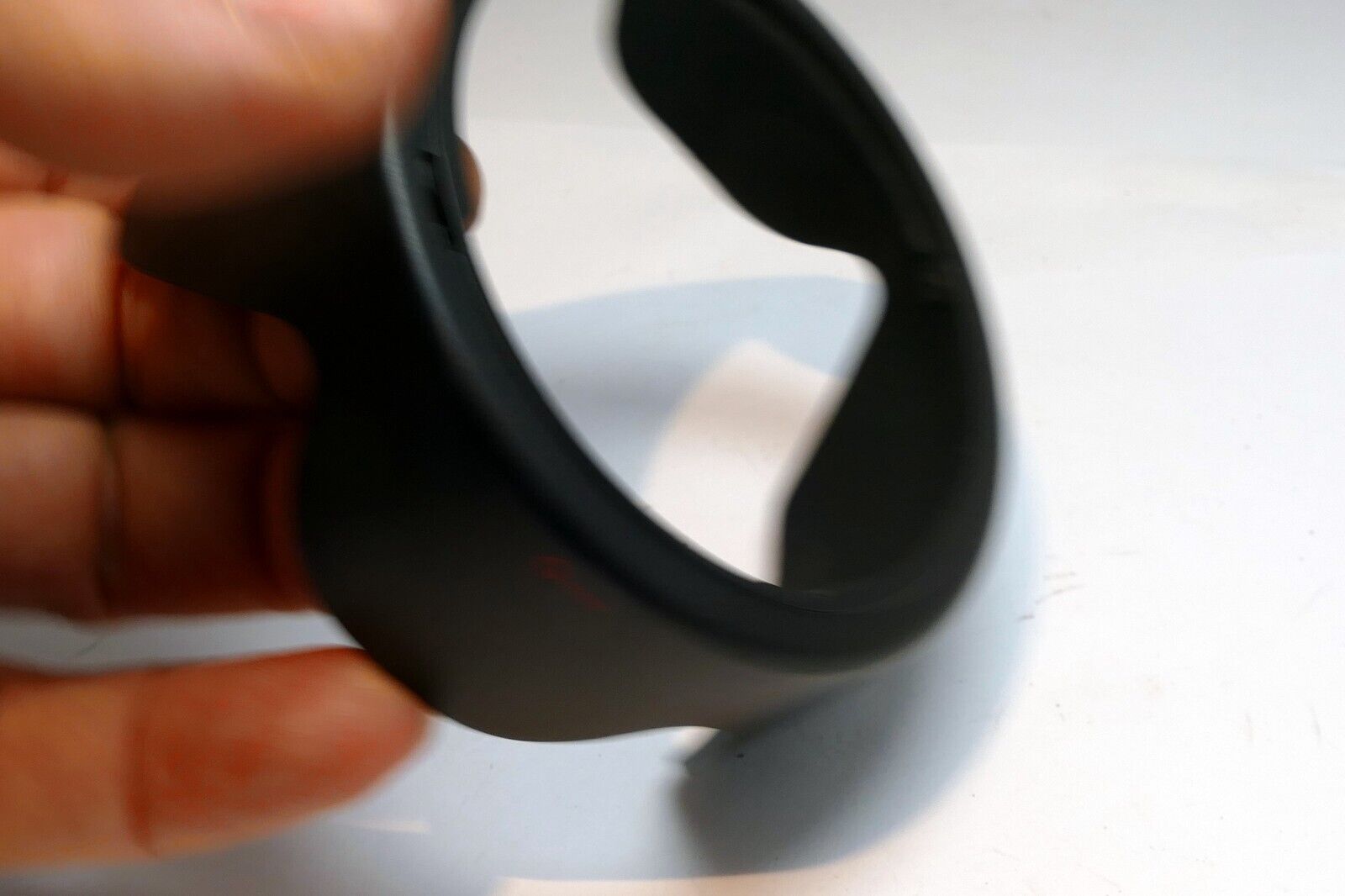 Replacement  EW- 73B Lens Hood Shade for Canon EF-S 18-135mm f/3.5-5.6 IS STM