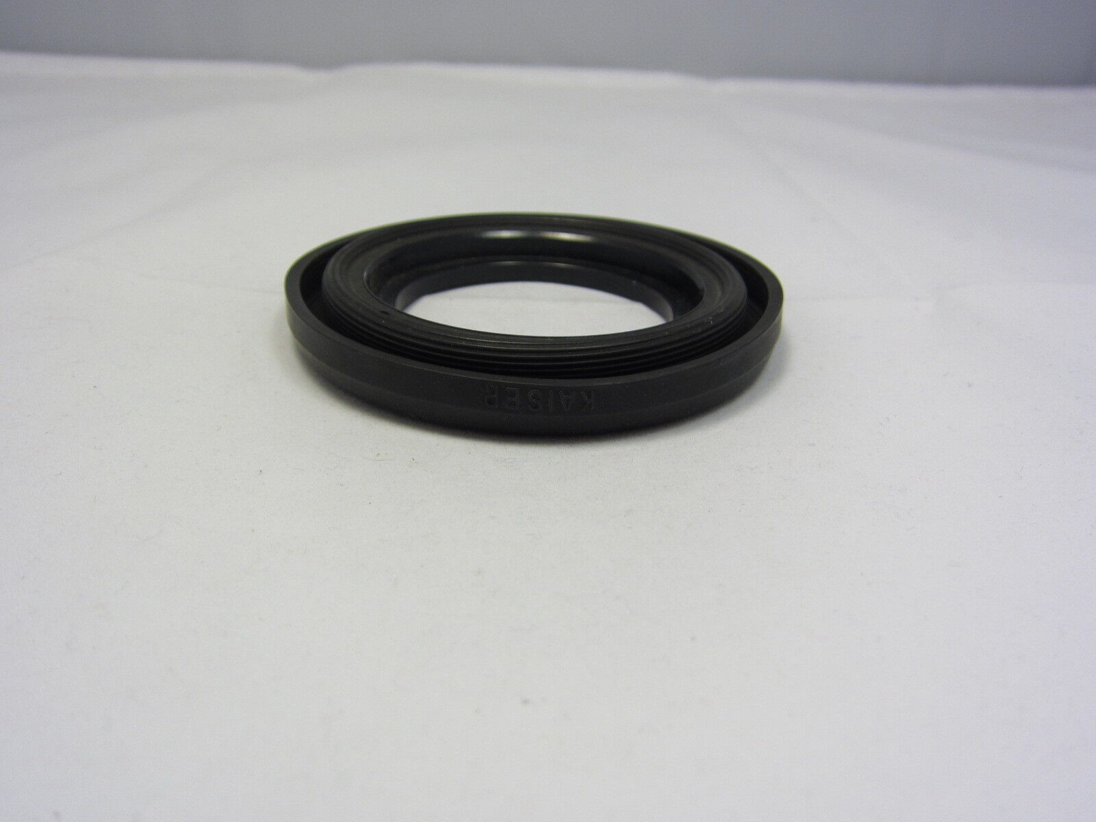 52mm KAISER V5.10010 CFW5 Collapsible Rubber Lens Hood Made in Germany N102014