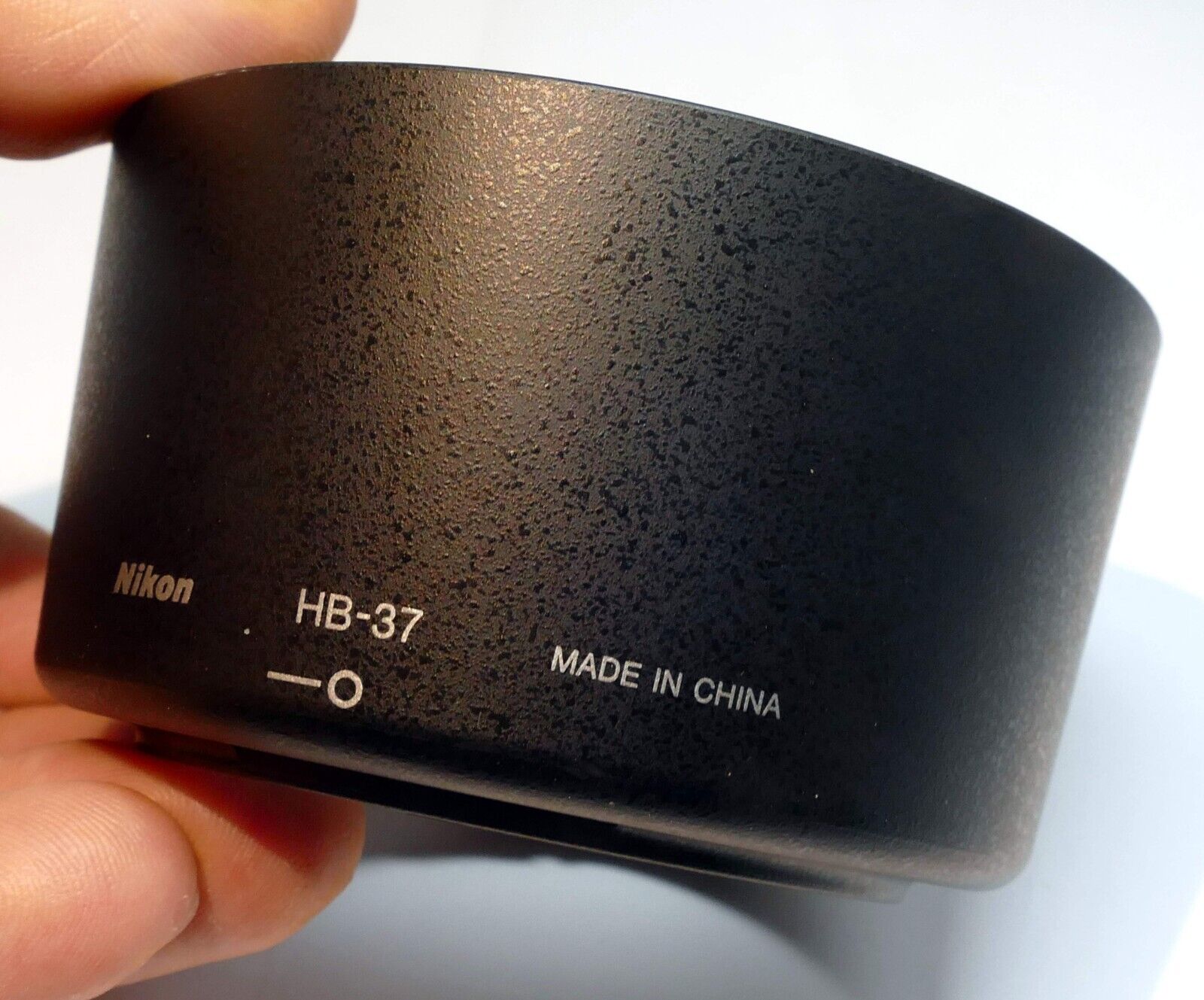 Nikon HB-37 Lens hood Shade for VR 85mm f3.5 Nikkor  -  OEM Original