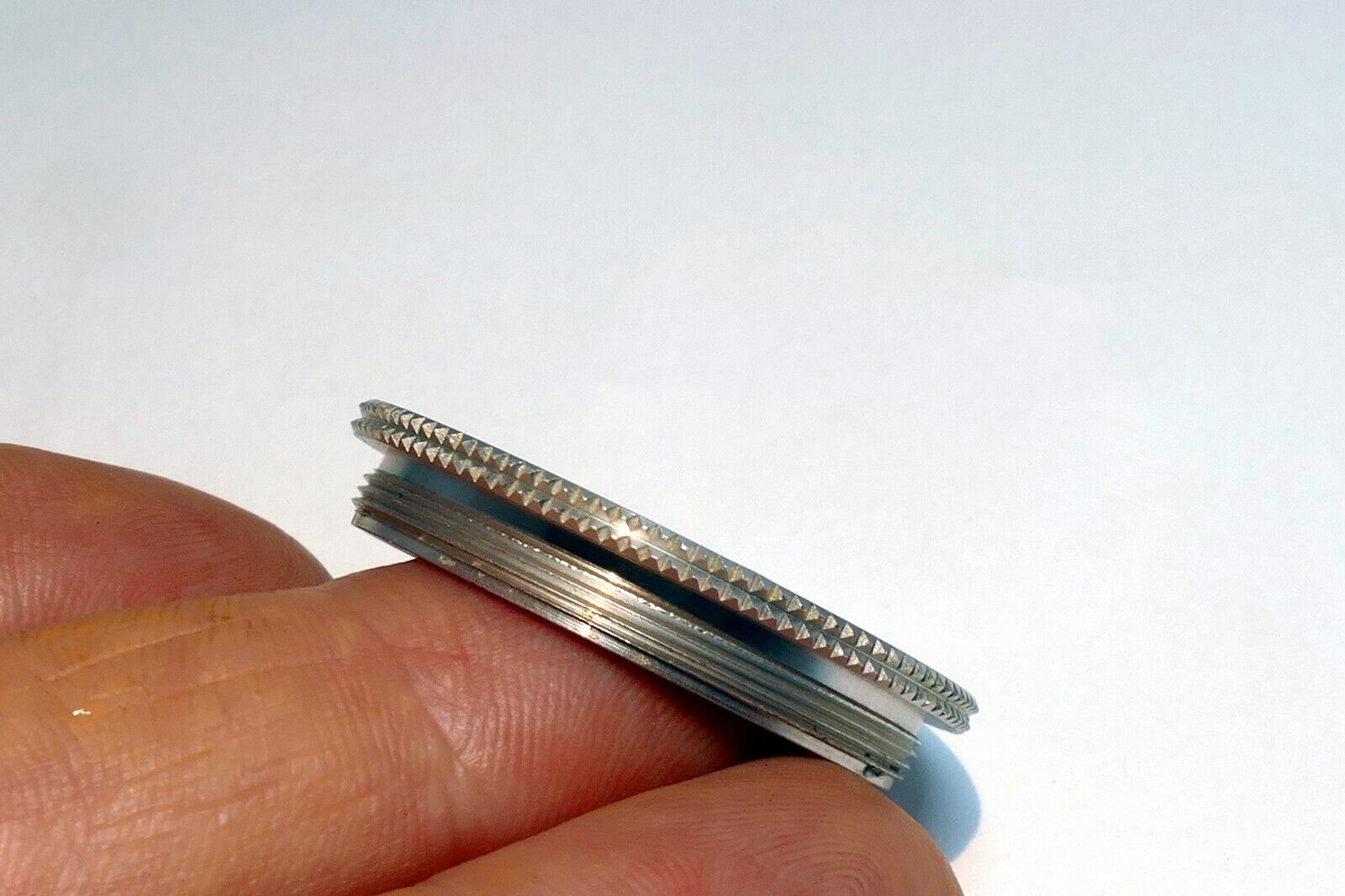 Series 5 V 33.3mm OD Lens filter retaining ring ring threaded