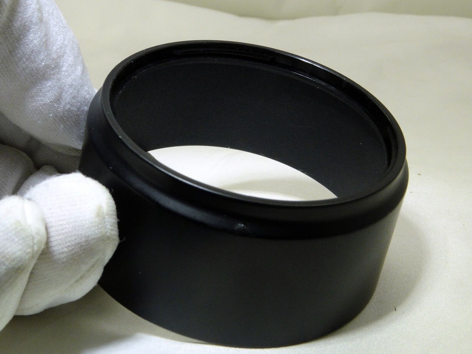 Unknown brand lens hood shade 62mm ID for 58mm rim