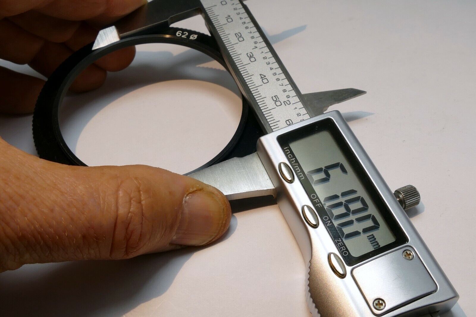 62mm to 75mm Filter ring adapter screw in