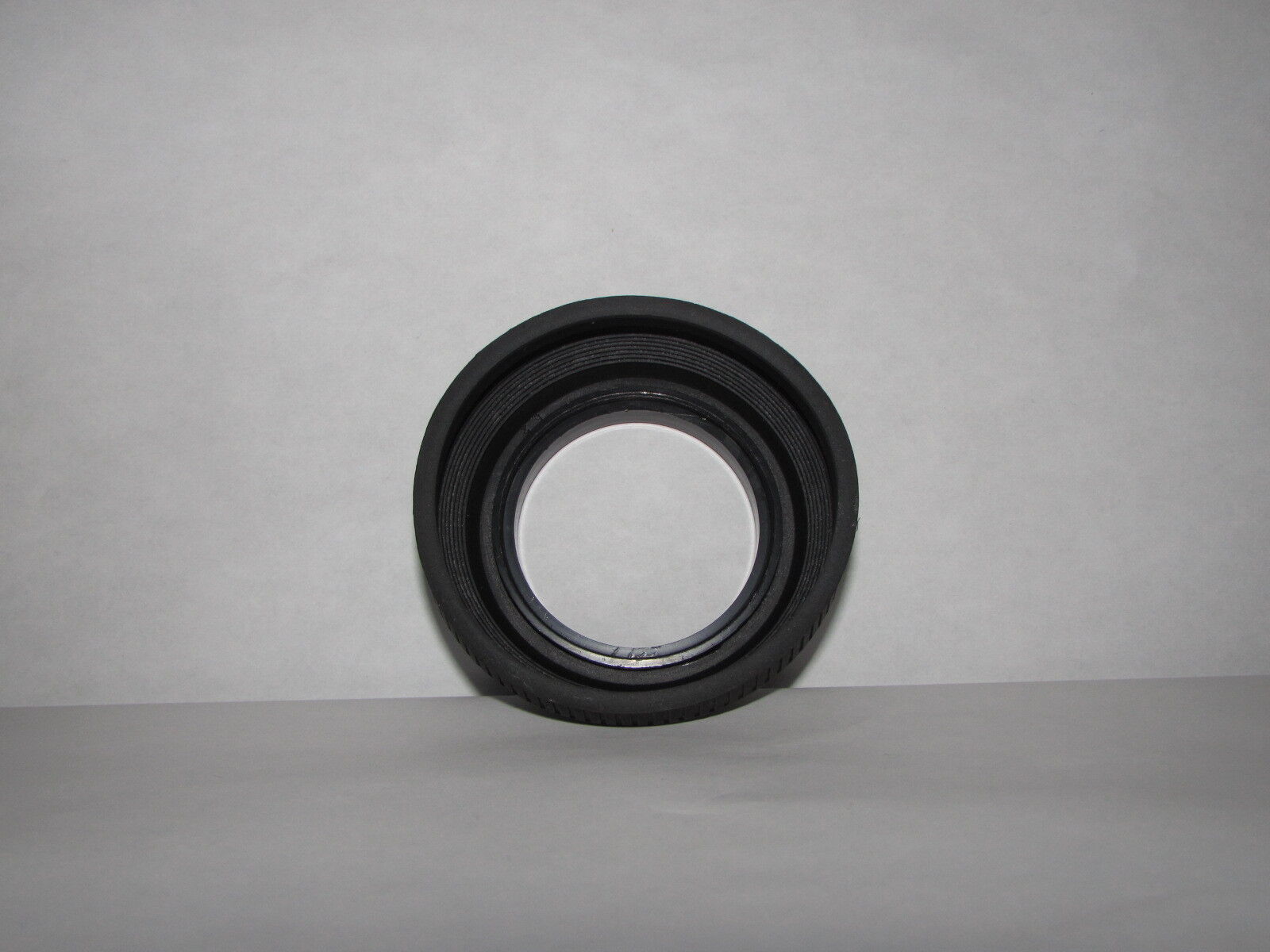 Used 52mm Rubber Lens Hood collapsible for normal 50mm f1.8 lenses  B11327