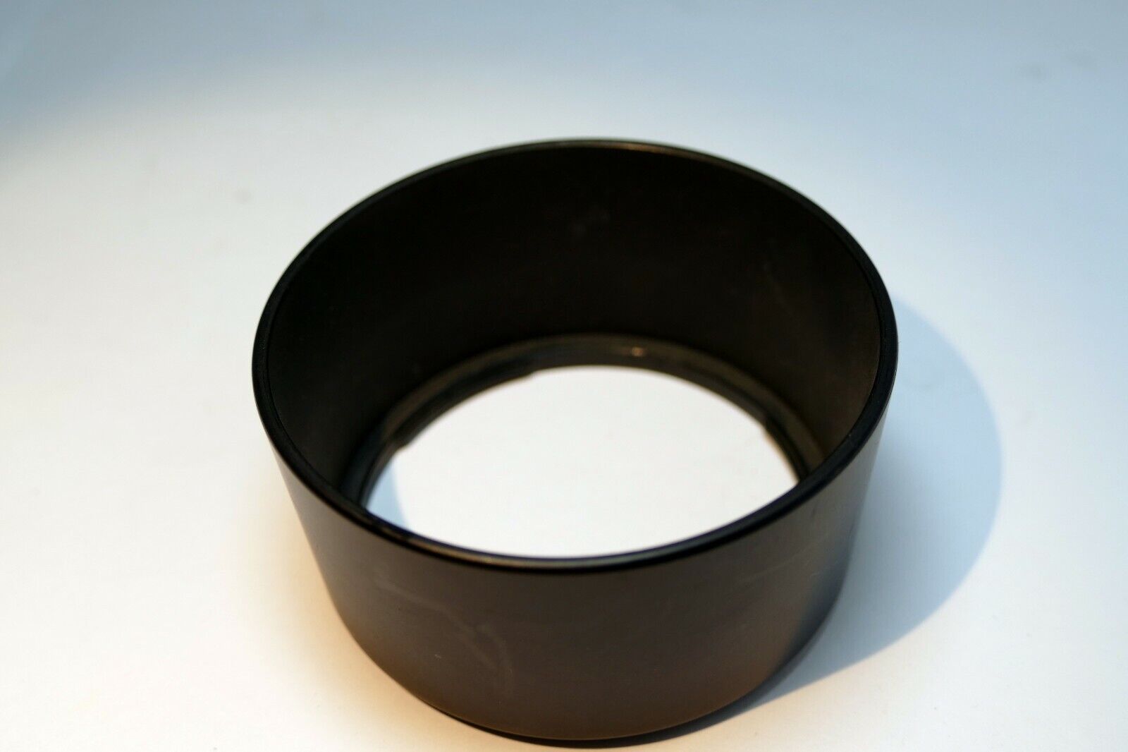 Sigma 55-58mm Lens Hood Shade  vintage telephoto twist on type plastic