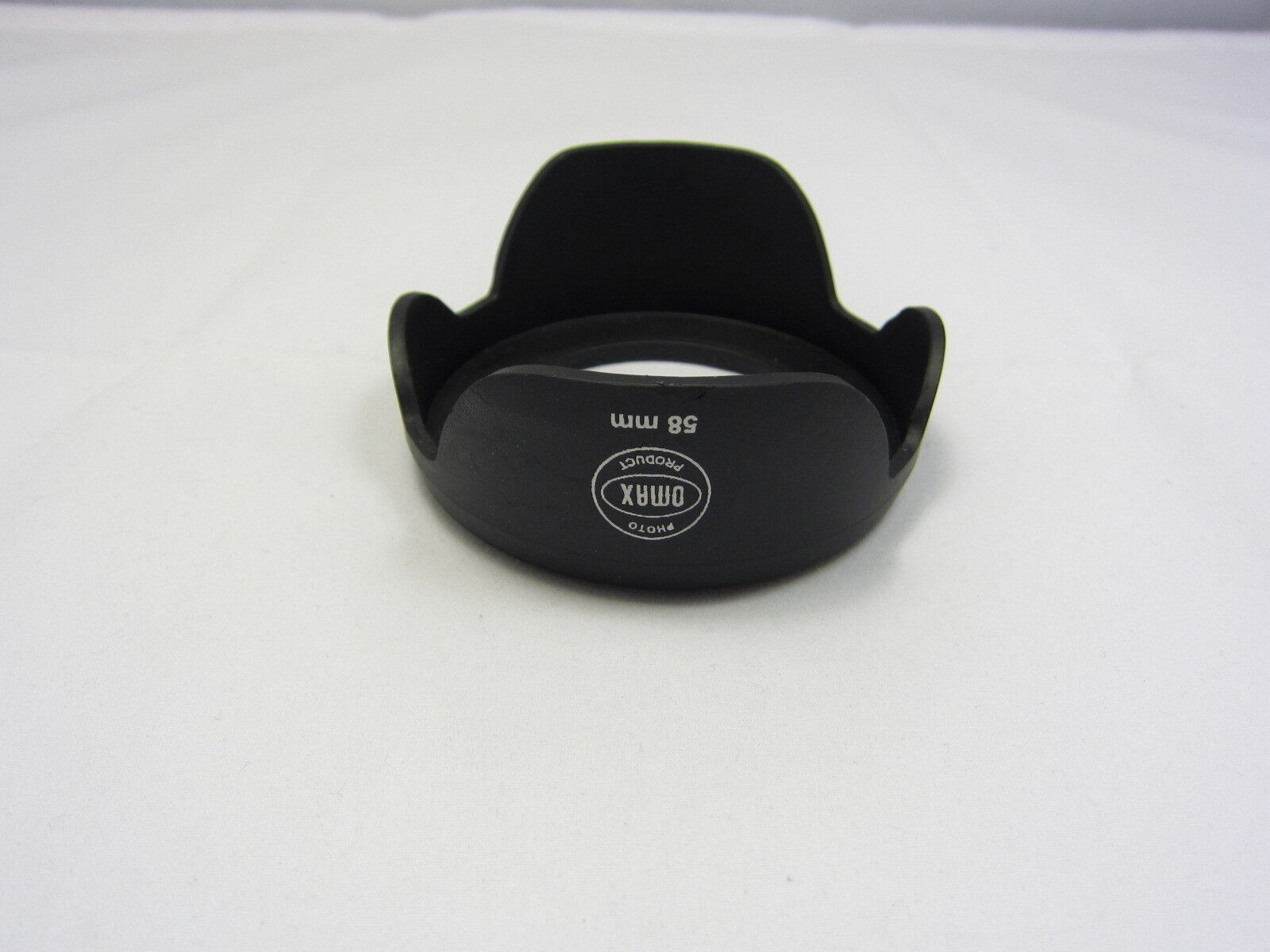 OMAX Plastic 58mm Screw In Flower Petal Lens Hood  N101047