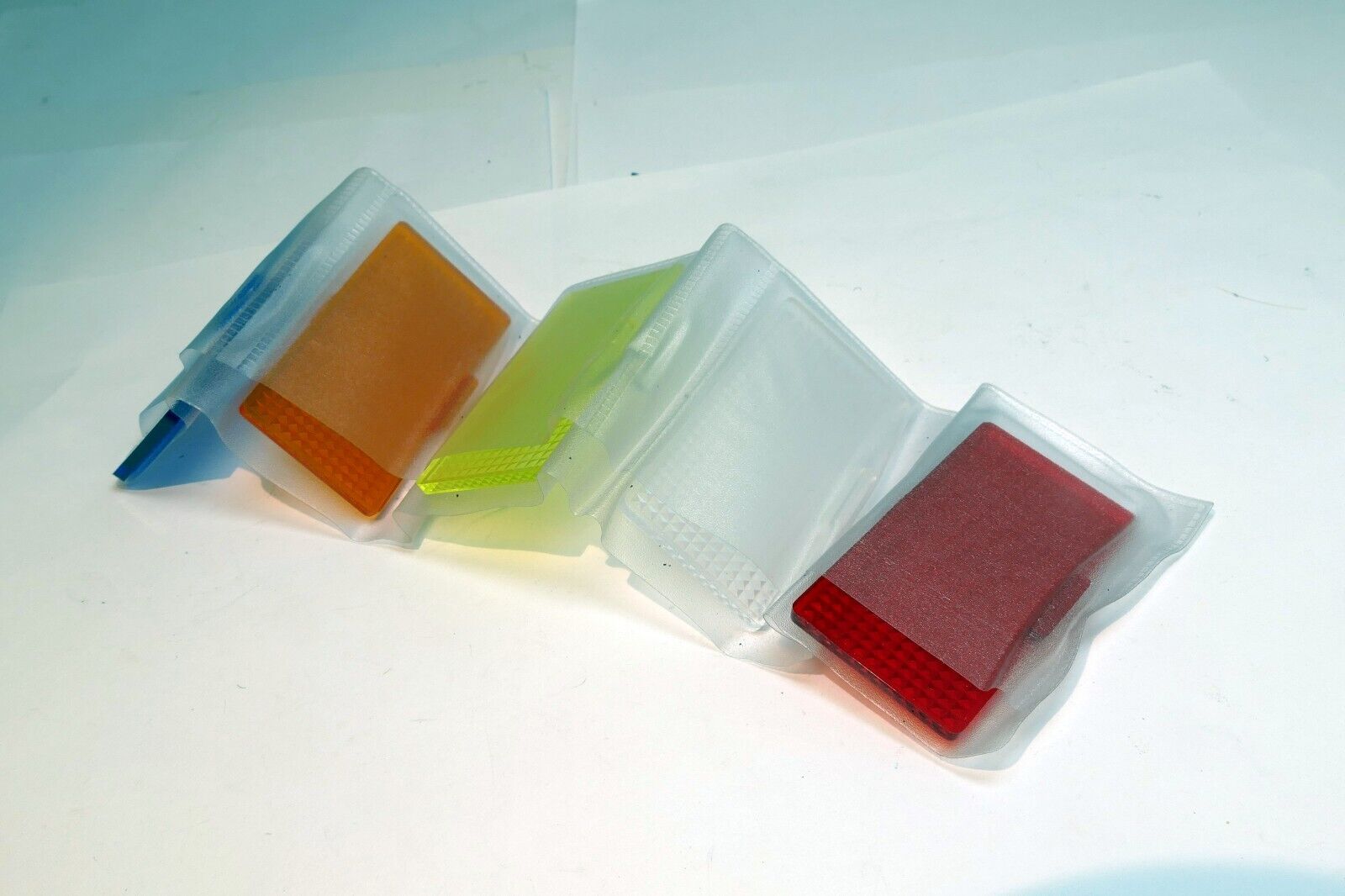 Vivitar  Wide / Color Filter Set | For 2600 1800 Flashes Amber red Blue Diffuser