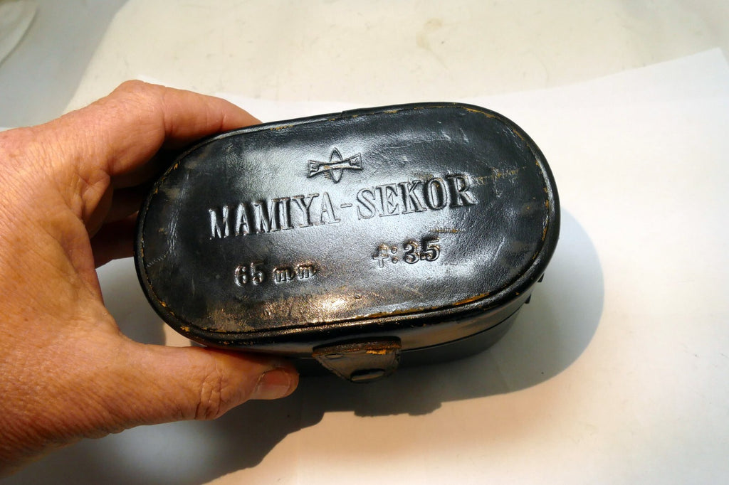 Mamiya Lens case for Sekor 65mm f4.5 hard case  for TLR  lenses (black)