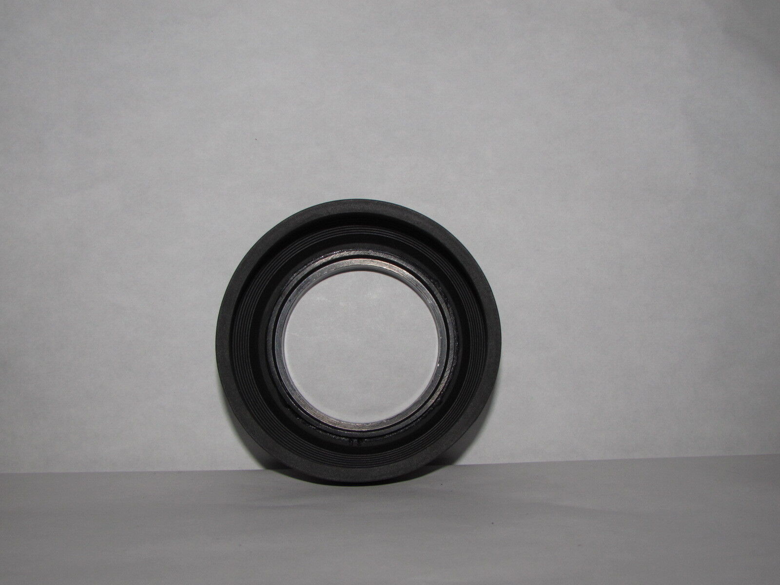 Used 52mm Rubber Lens Hood collapsible for telephoto lenes  double threaded