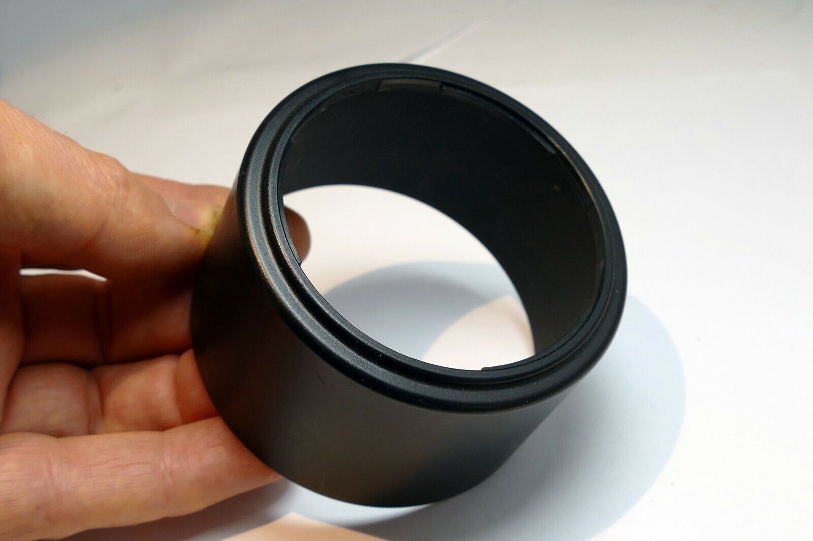 61mm ID Bayonet Lens Hood Shade twist on type telephoto  (for 58mm rim)