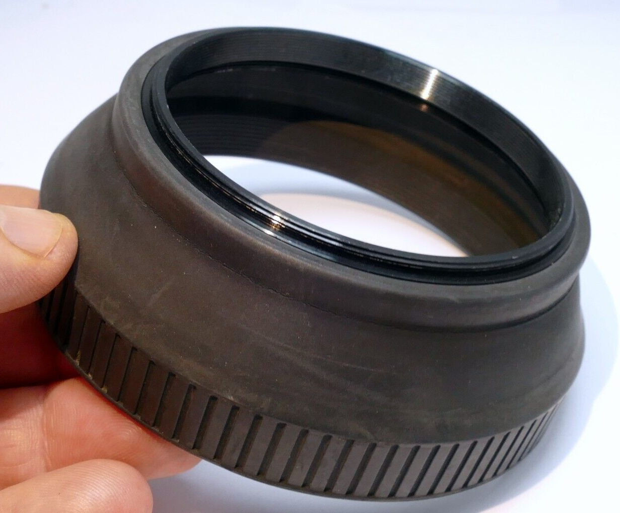 72mm Rubber Lens Hood Shade  double threaded
