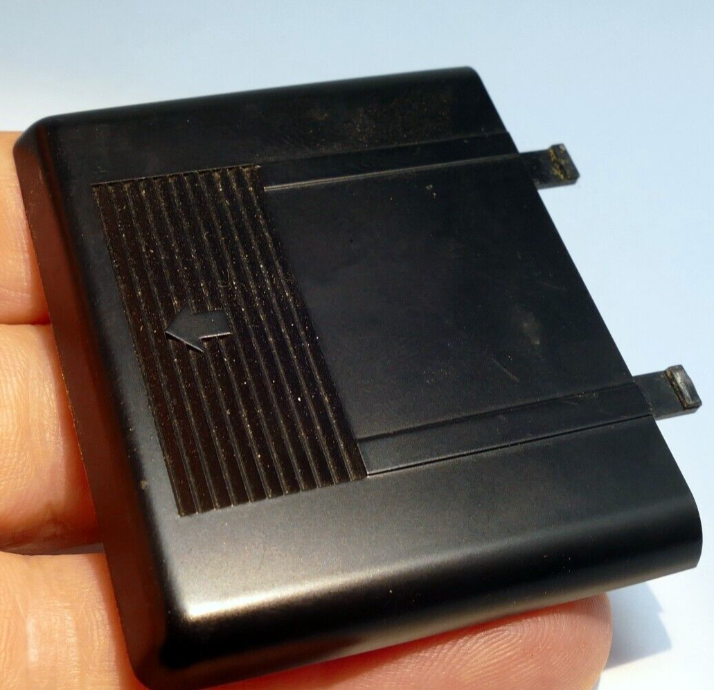 Battery door for  Flash AS IS for parts or repair