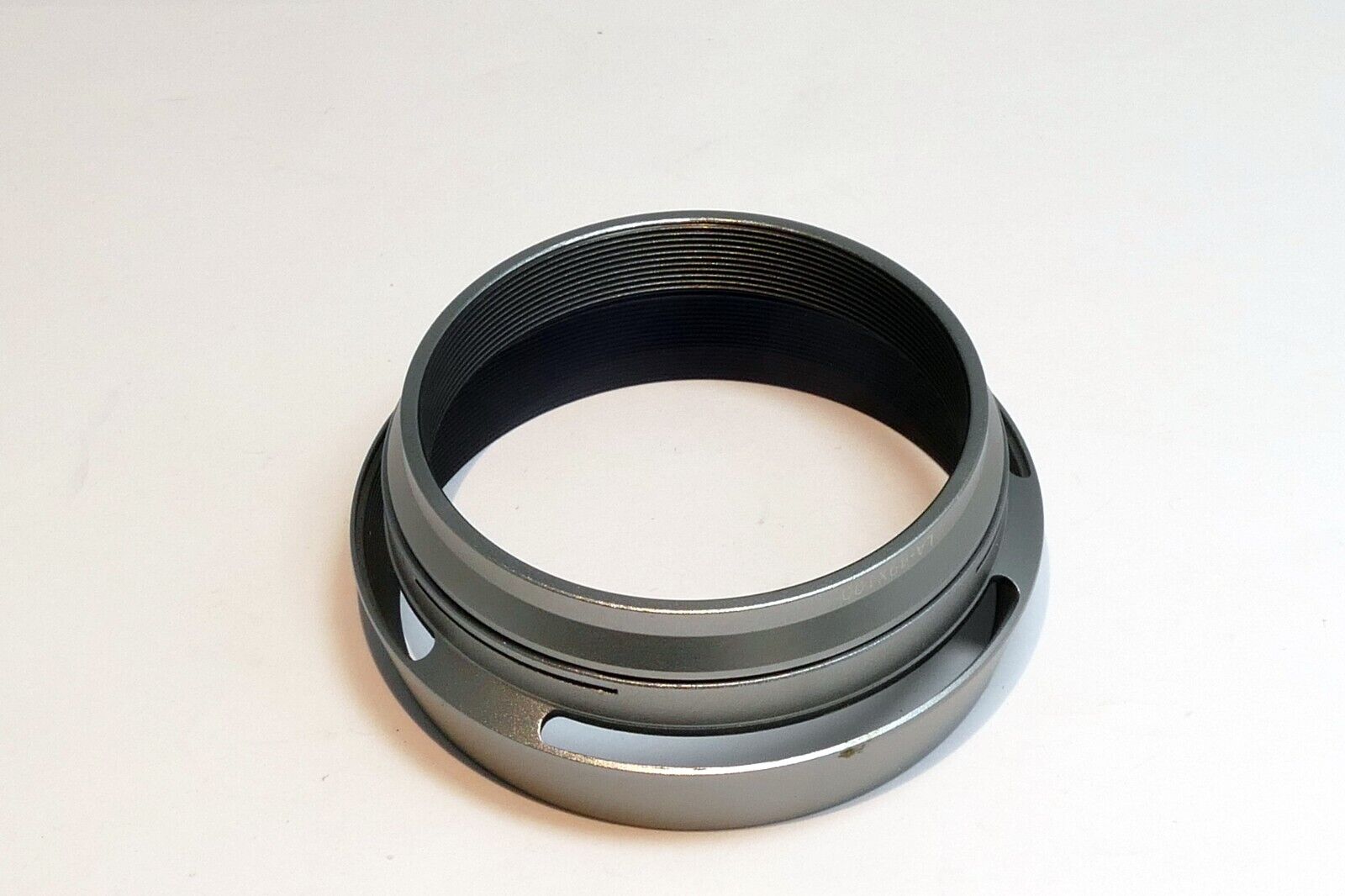 JJC LH-JX100 49mm Adapter Lens Hood Shade for  LA-49X100 for Fujifilm X100 X100s