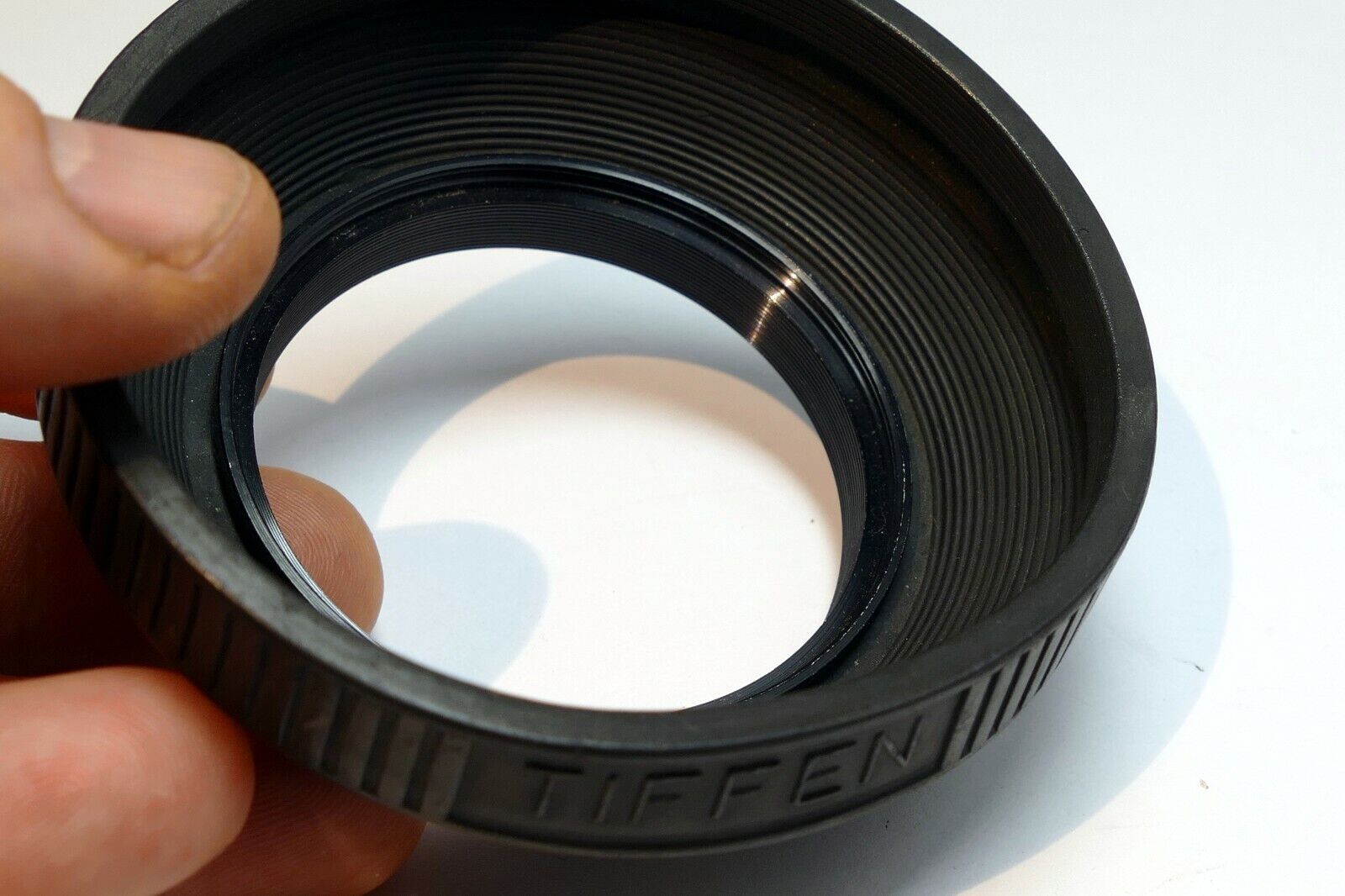 Tiffen 55mm rubber Lens Hood Shade screw in made in USA