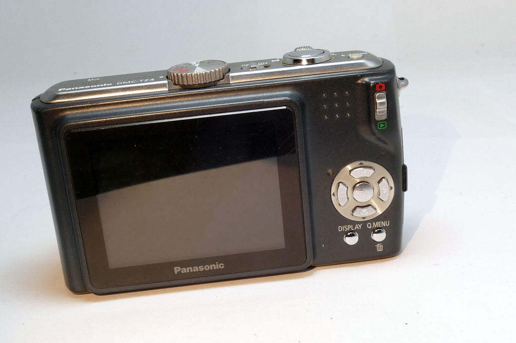 Panasonic LUMIX DMC-TZ4 8MP Digital Camera Leica 28mm Lens AS IS Parts UNTESTED