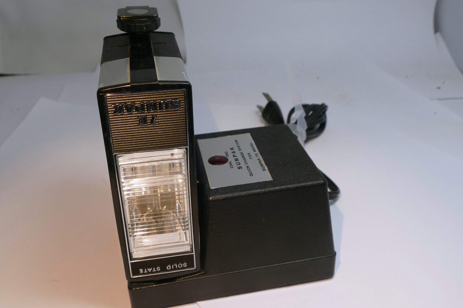 Sunpak flash 7e Ultra Quick Charge System Flash Tube with charger