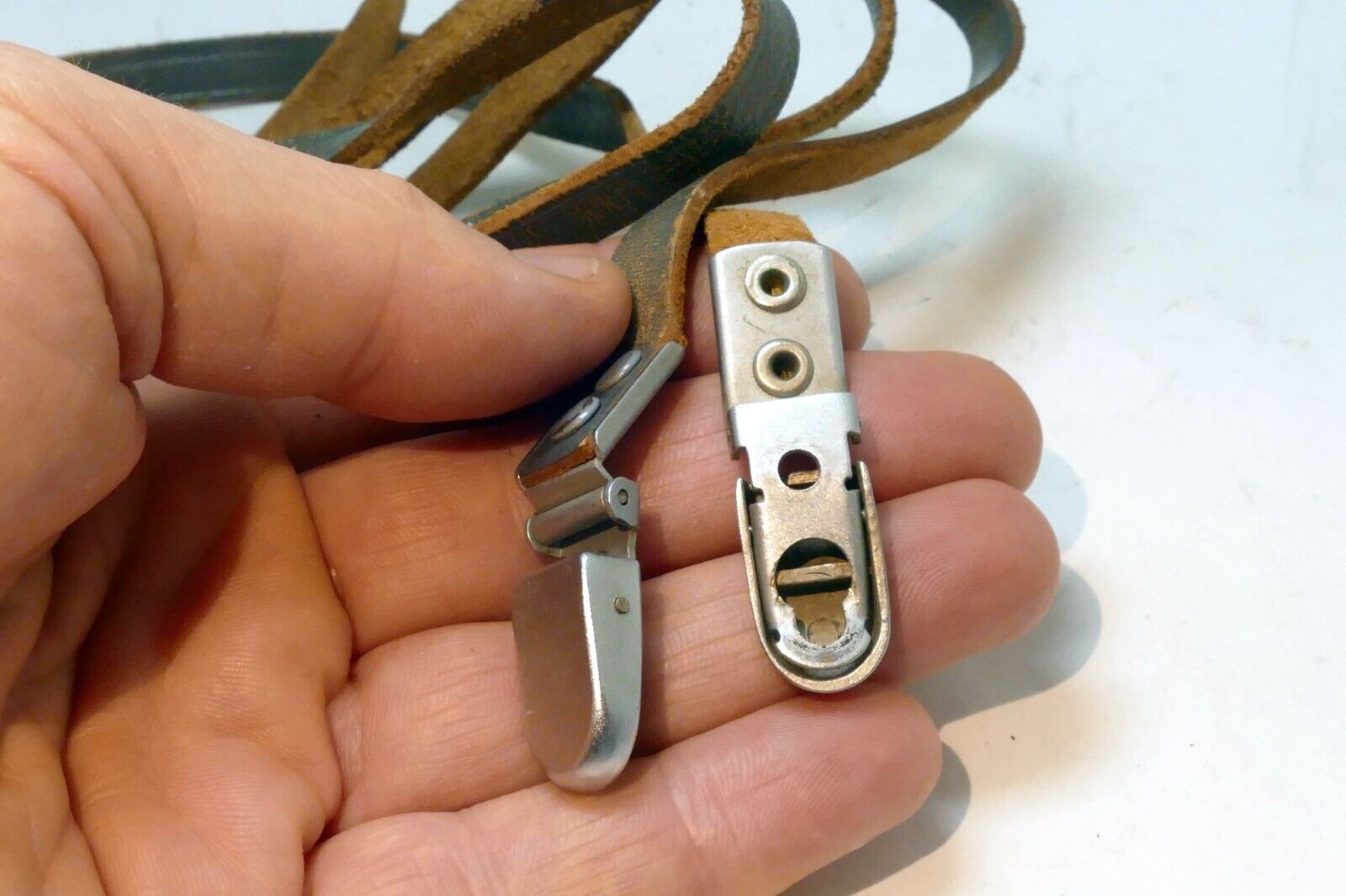 S EC S2A Leather Zenza Bronica shoulder neck strap 1cm wide OEM