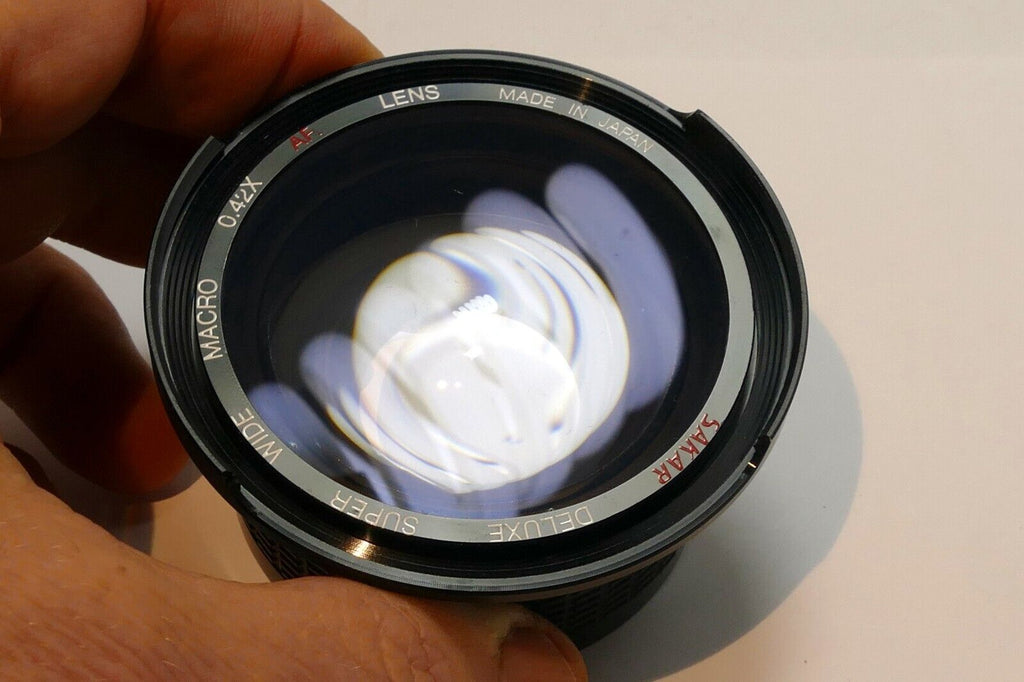Sakar 0.42X AF Wide angle LENS AUX ( missing back elements ) 53mm female threads