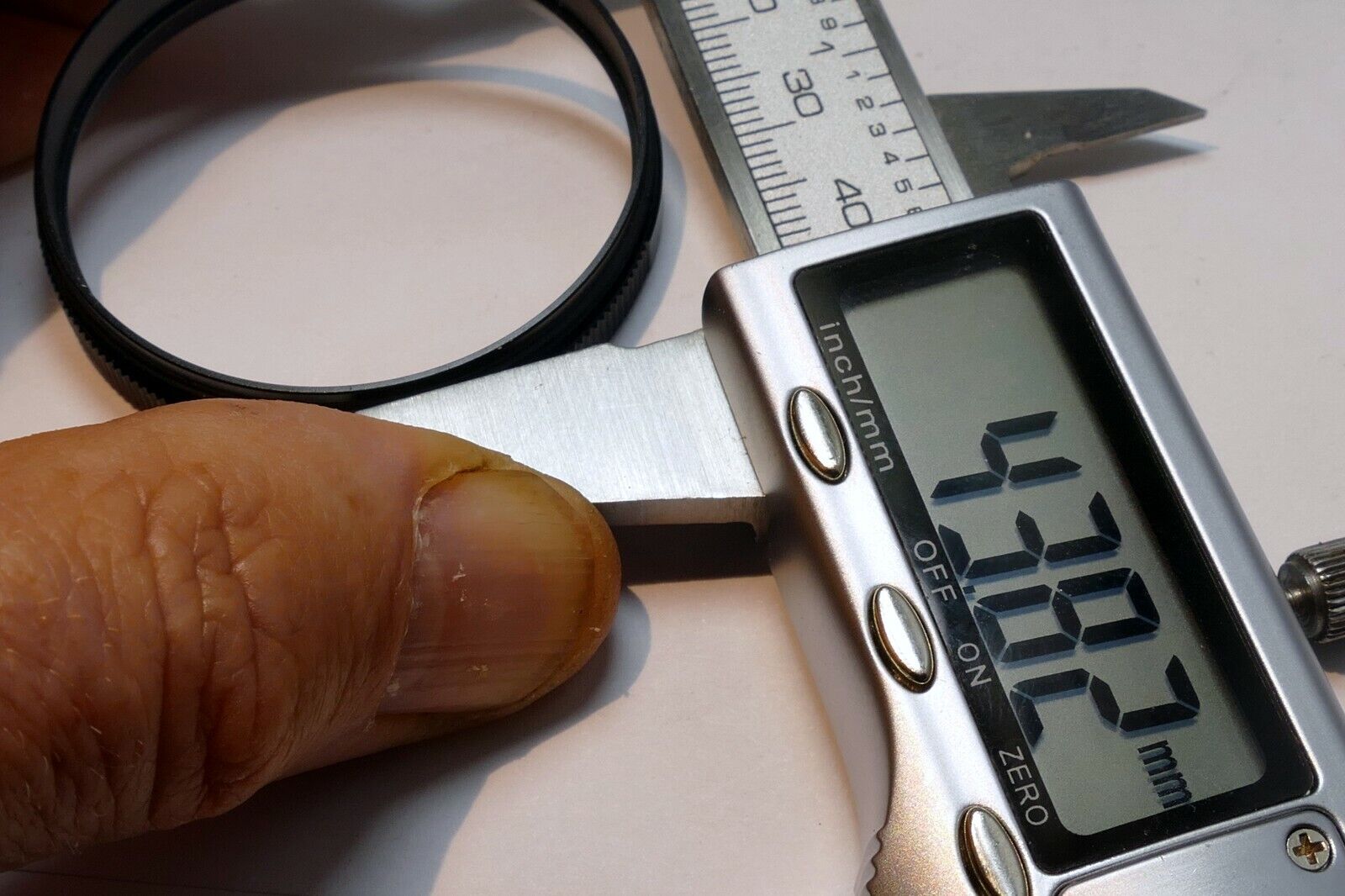 Leica Leitz 14160 Series 6 lens retaining ring screw in threaded 44.5mm