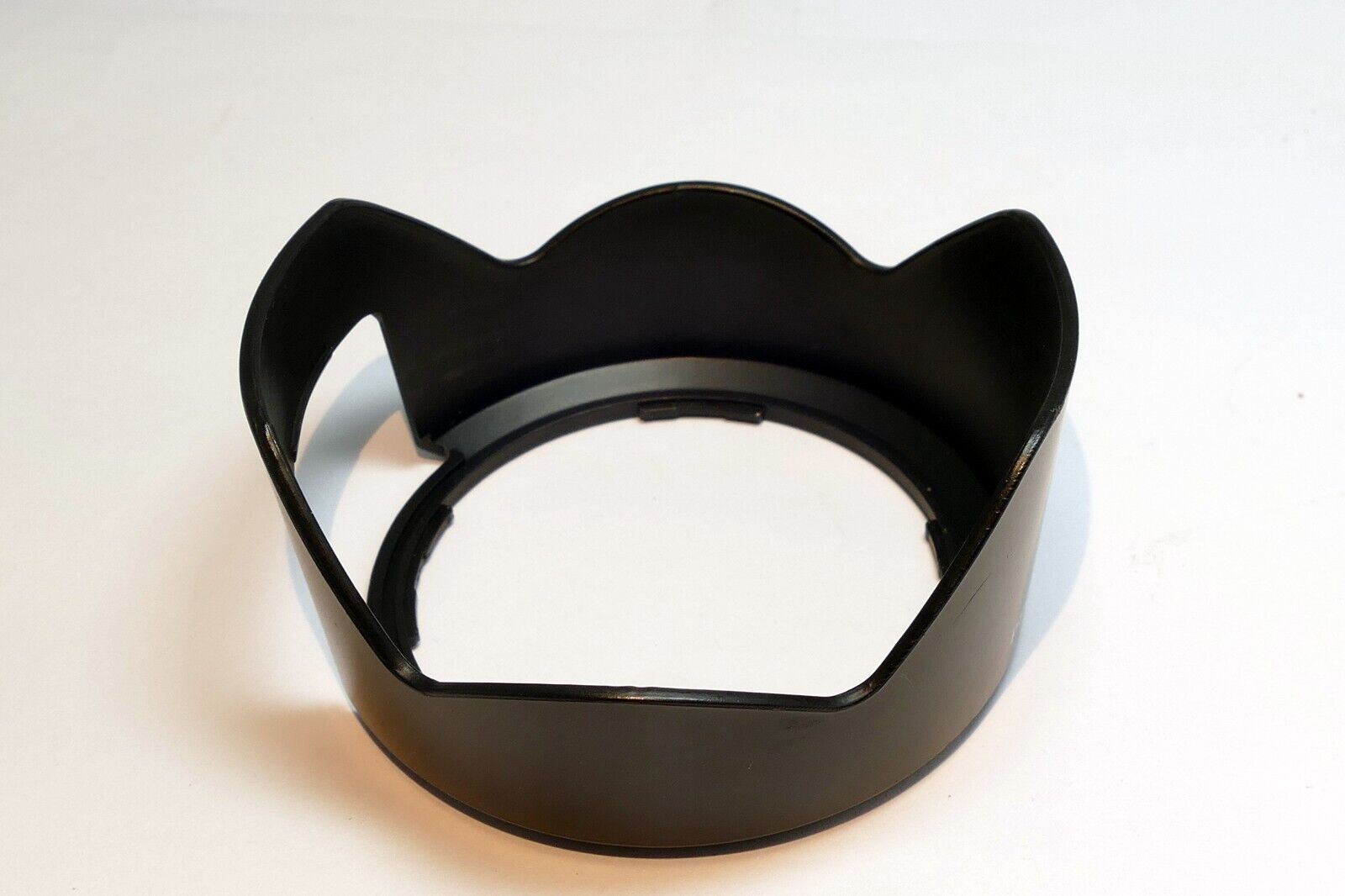 PTX 52mm Lens hood Shade PH-RBA for 18-55mm f3.5-5.6 Pentax