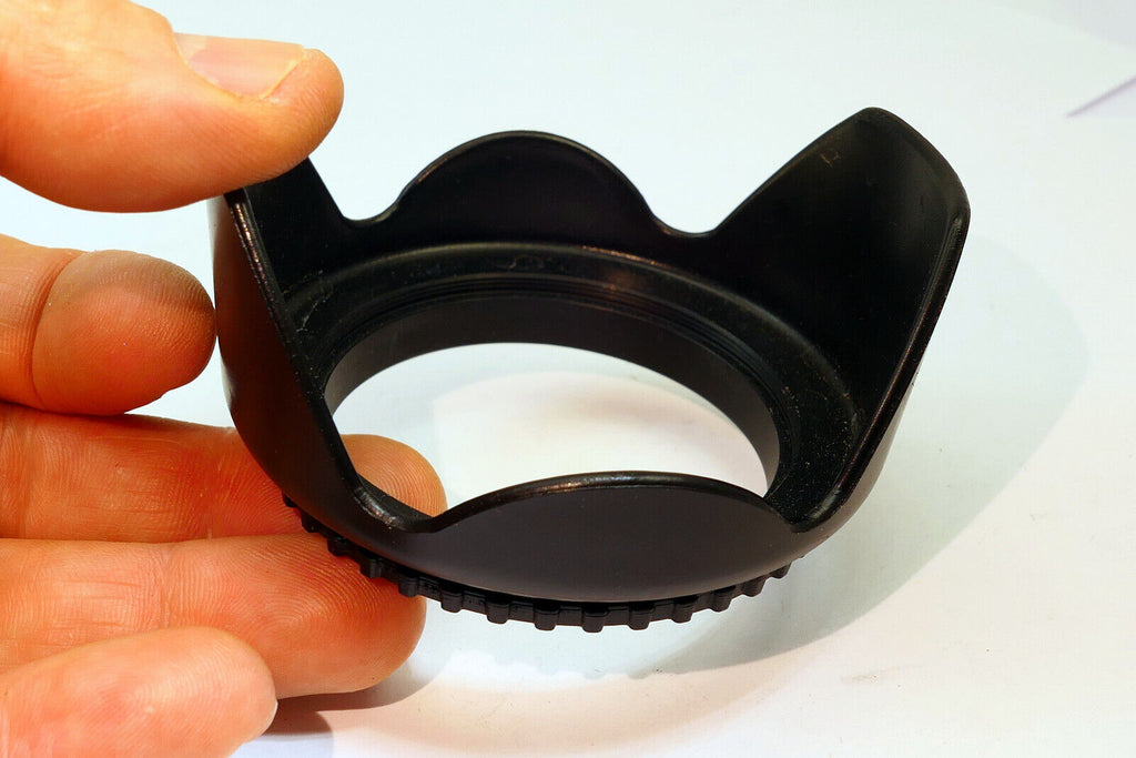 58mm Lens Hood Shade screw in plastic Flower petal shaped