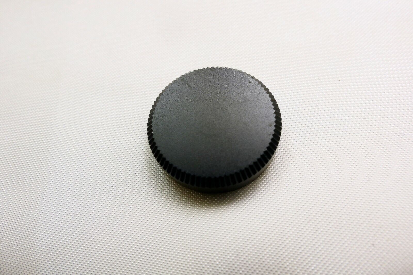 18mm Rear Lens cap for D vintage lenses screw in type