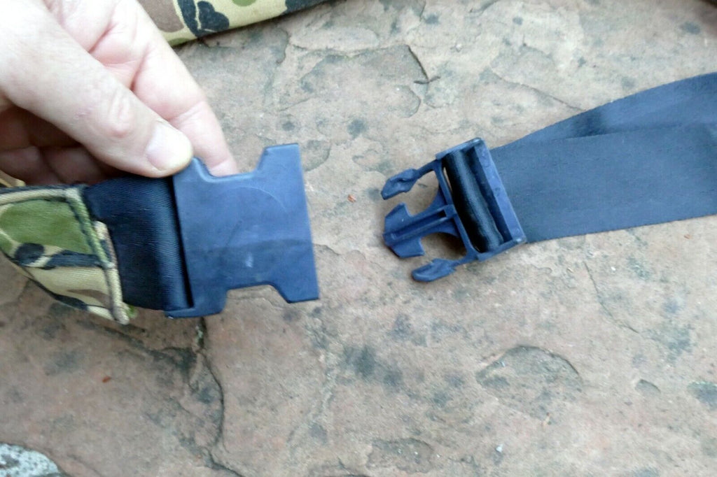 Top-Load Holster Camera Waist Bag Pouch Belt snap on CAMO green tactical pack
