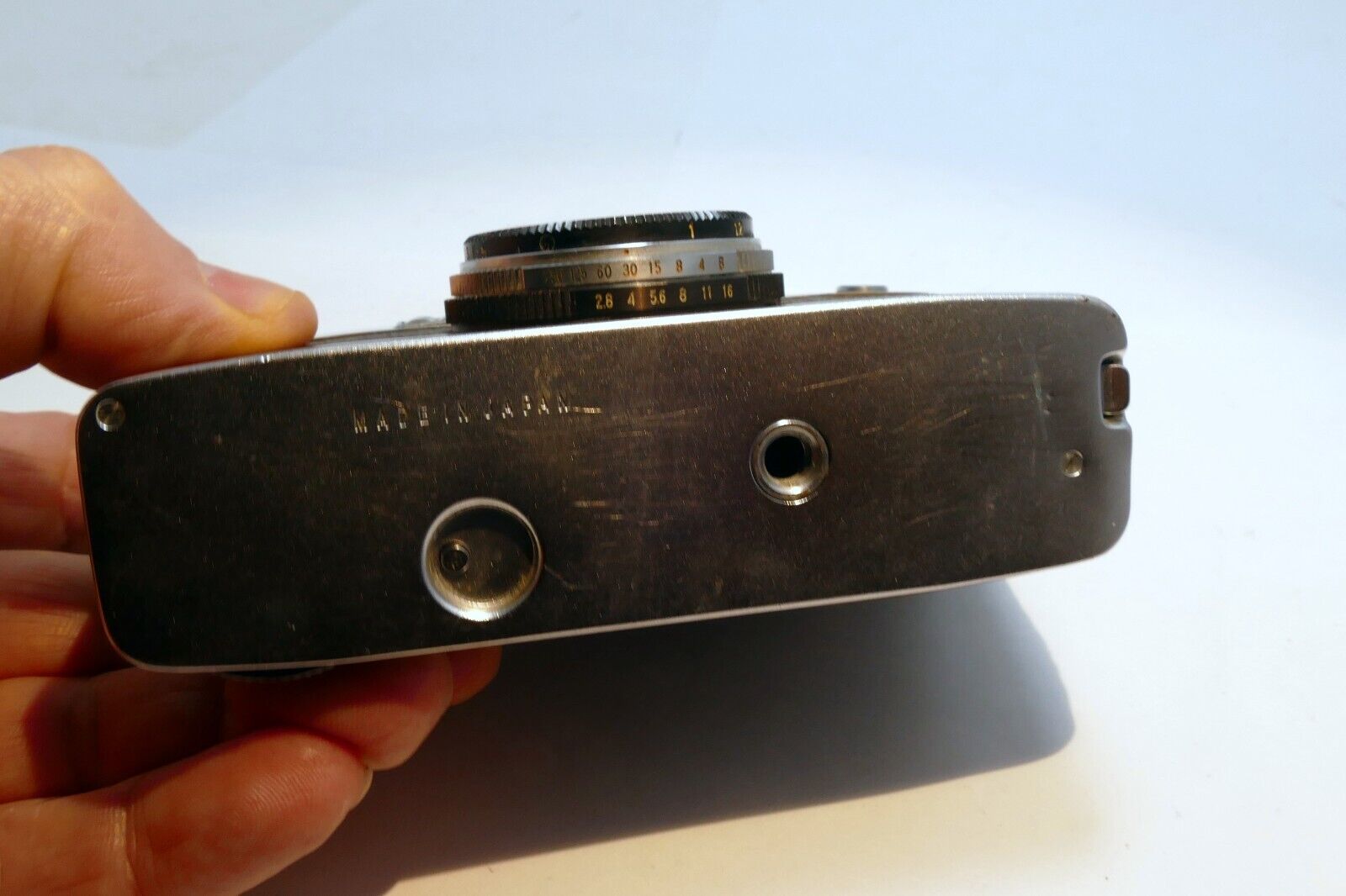 Ricoh Caddy Film 35mm half frame Camera w/ 25mm f2.8 lens - AS IS