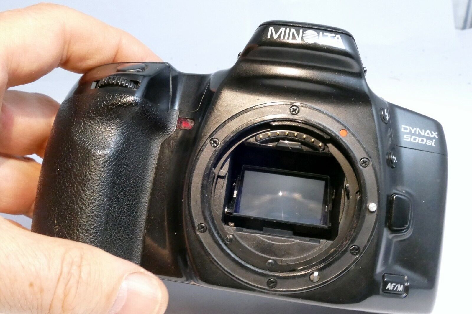Minolta Maxxum 500si camera body only for parts as found AS IS - UNTESTED