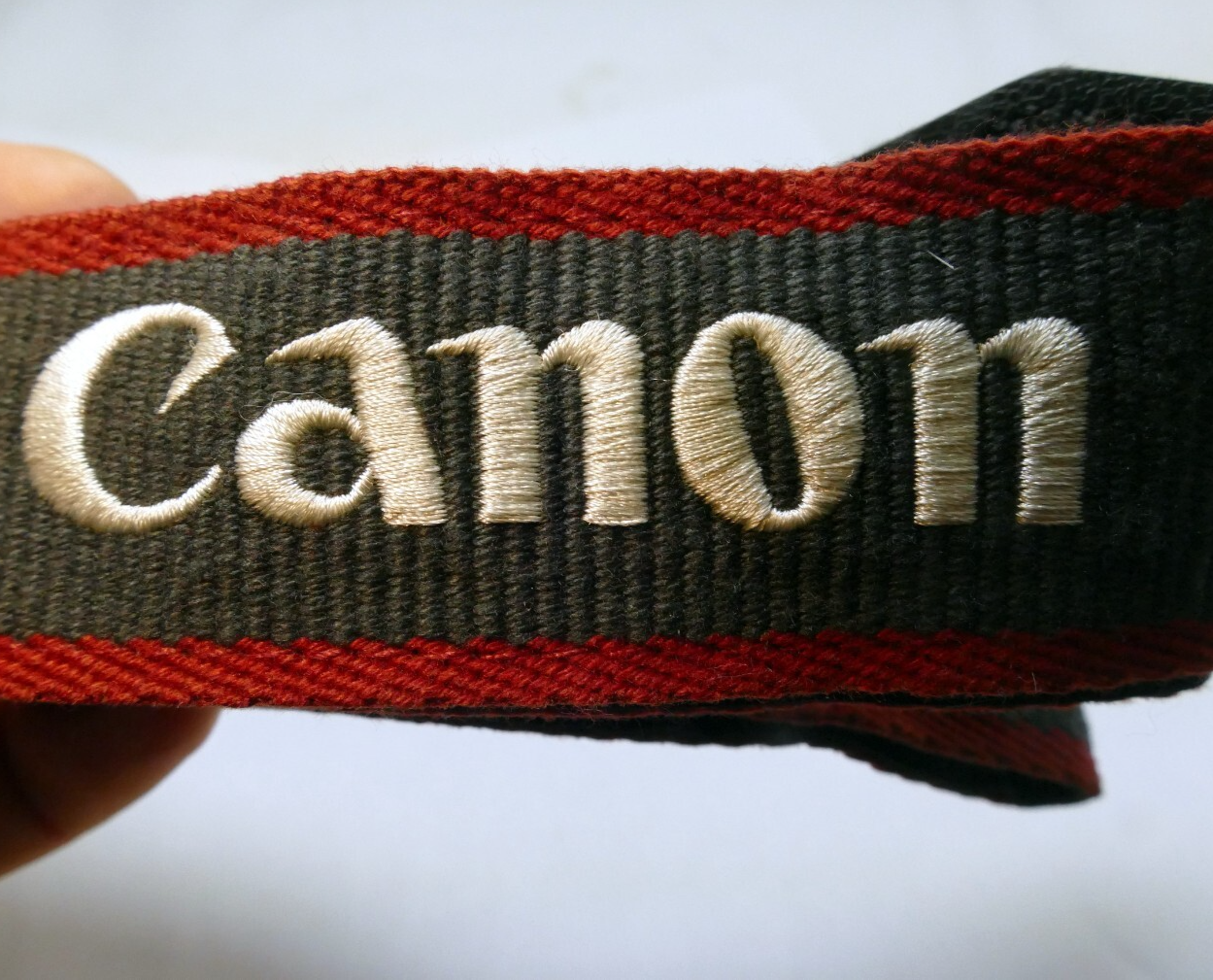 Canon EOS Digital Rebel Camera Neck Shoulder Strap Gray/Red - Genuine