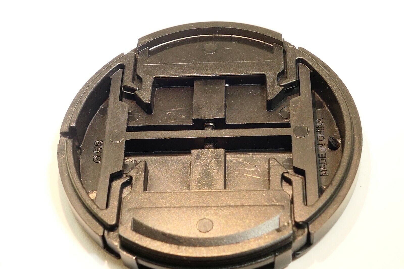 Promaster 58mm snap on type Lens Front Cap