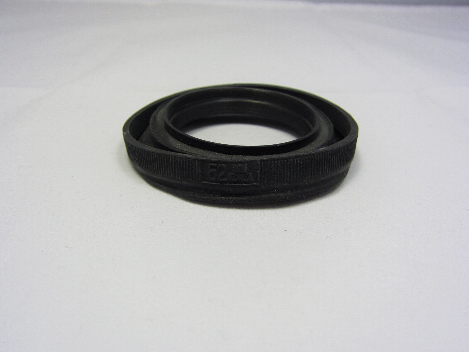 Unknown Brand 52mm Collapsible Rubber Lens Hood Made in Korea Poor Condition