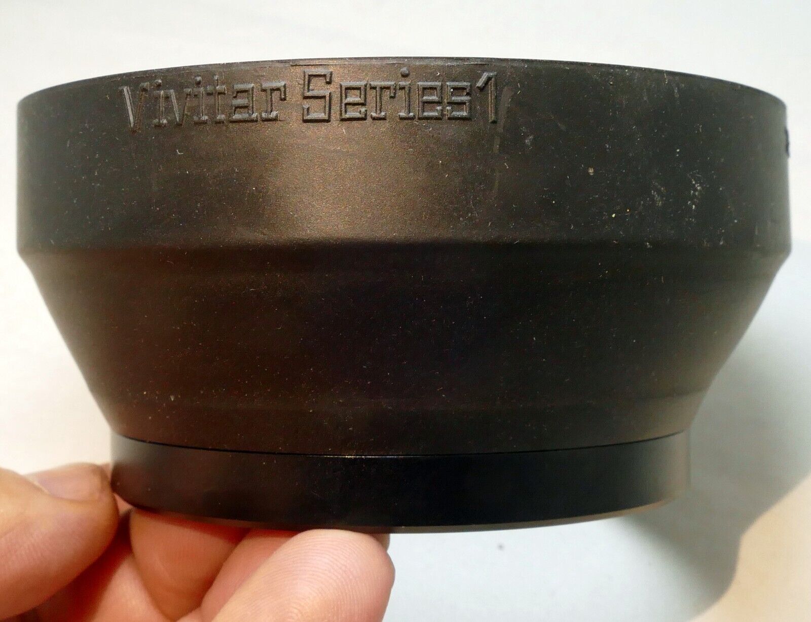 Vivitar 67mm Rubber Lens Hood Shade for series  70-210mm f3.5