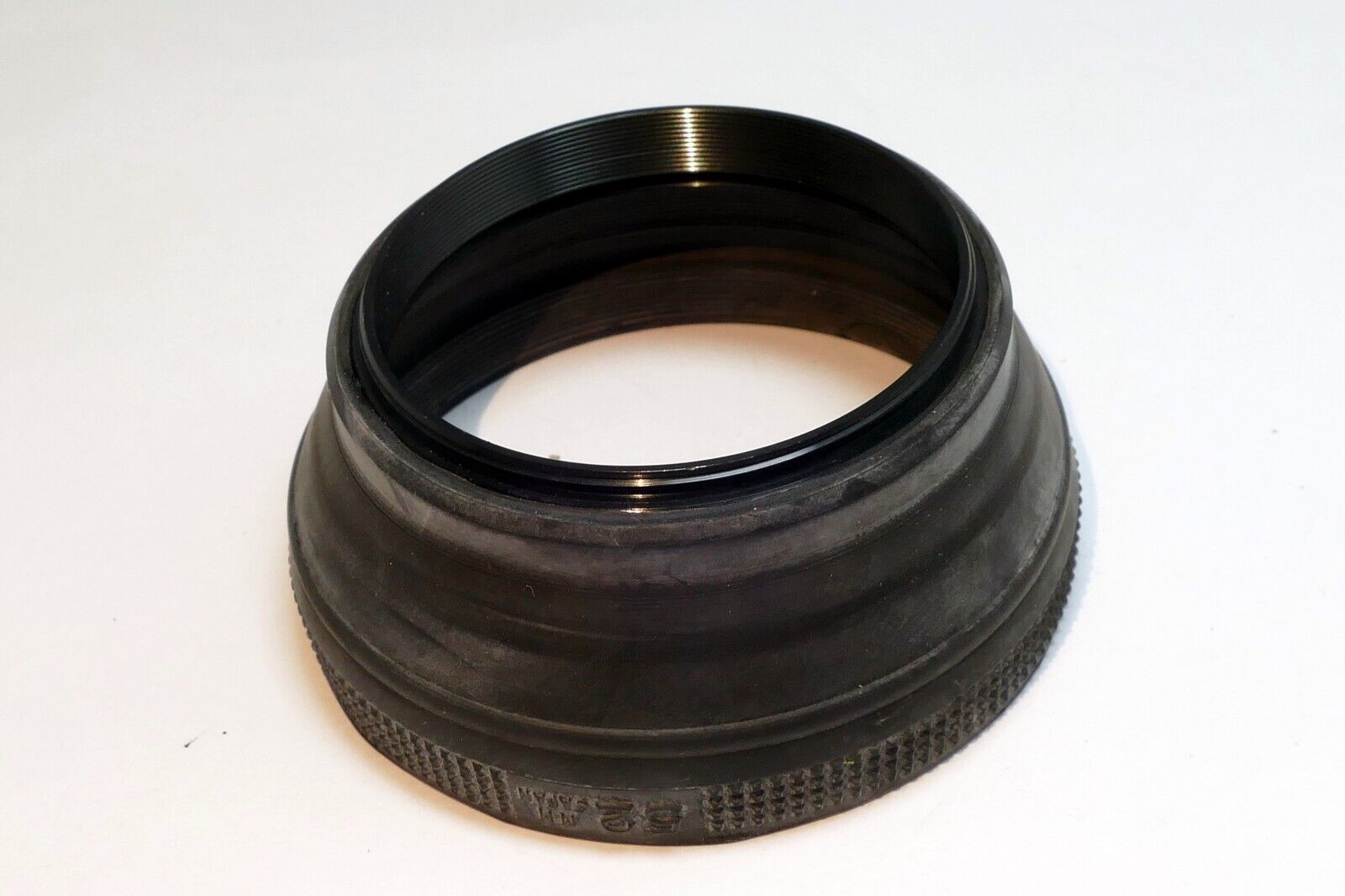 52mm Rubber Lens Hood for  50mm f1.8 collapsible double threaded