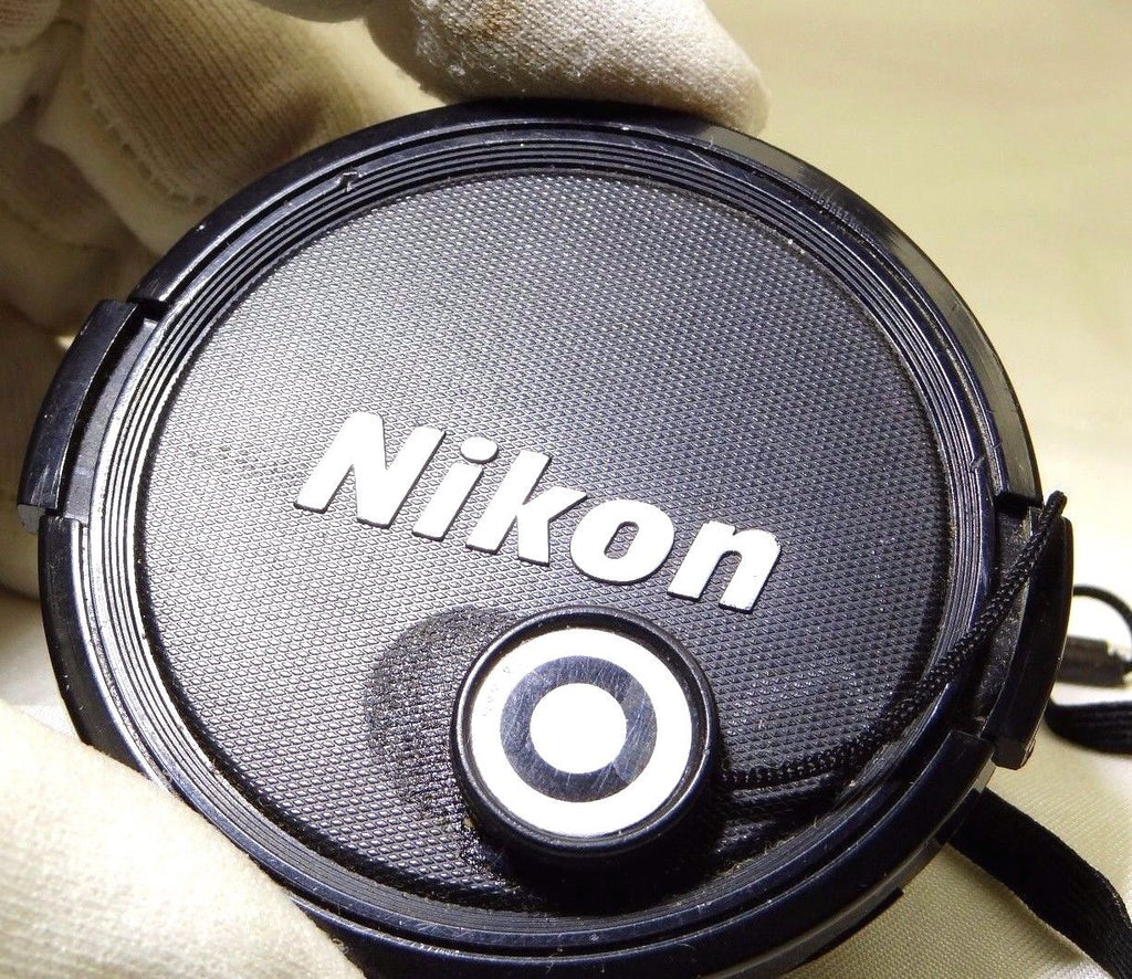 Nikon 62mm Front Lens Cap with keeper string Genuine