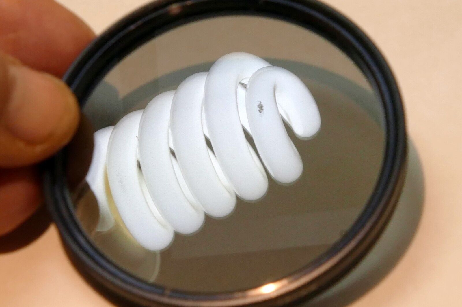 HOYA 62mm Filter  PL   polarizing linear