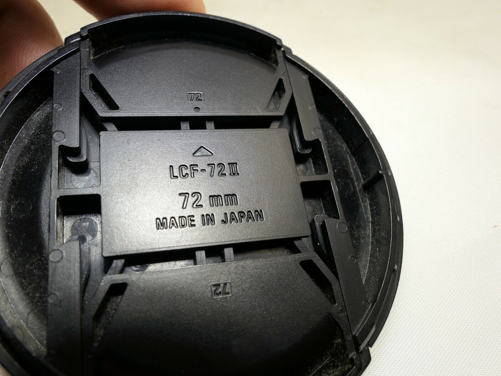 Sigma LCF-72 II  72mm Lens Front Cap snap on  type for APO EX ART