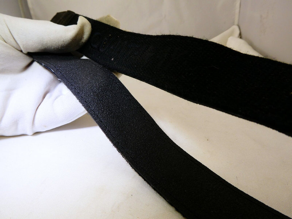 Quantaray Black Camera Strap Shoulder with metal rings luggs for camera