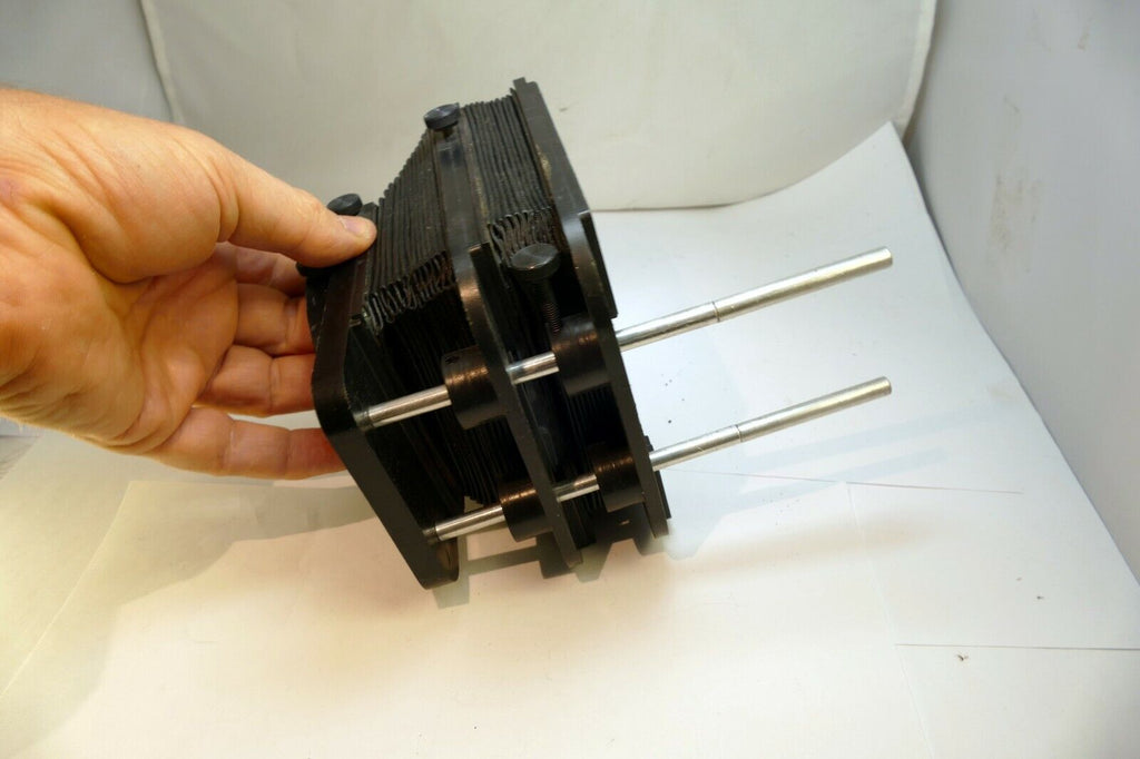 Lindahl Bellows lens Hood 43.1220 Professional Vignetter System set 4.5" filter