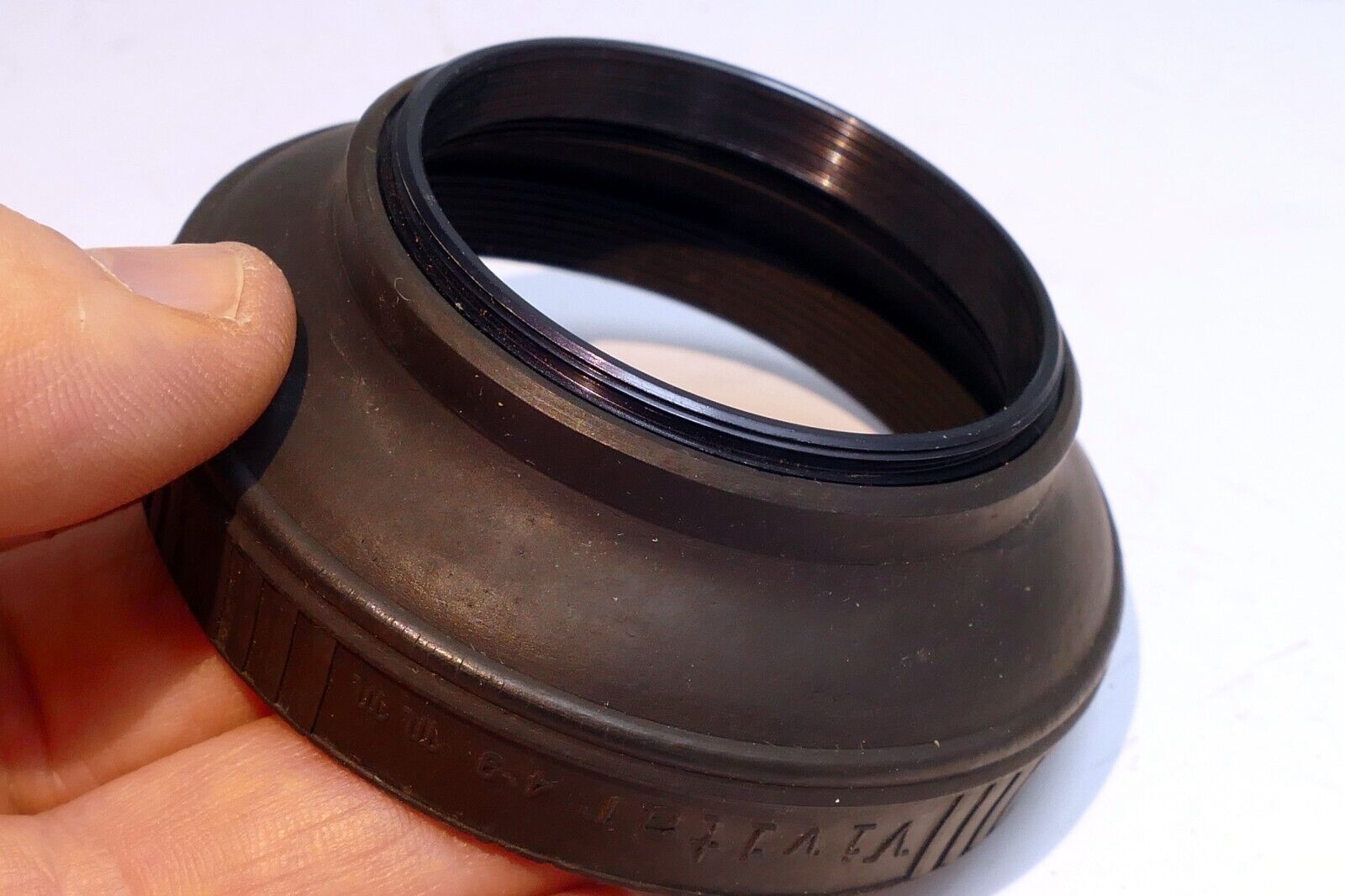 49mm Lens Hood Shade rubber threaded screw in for 50mm f1.9