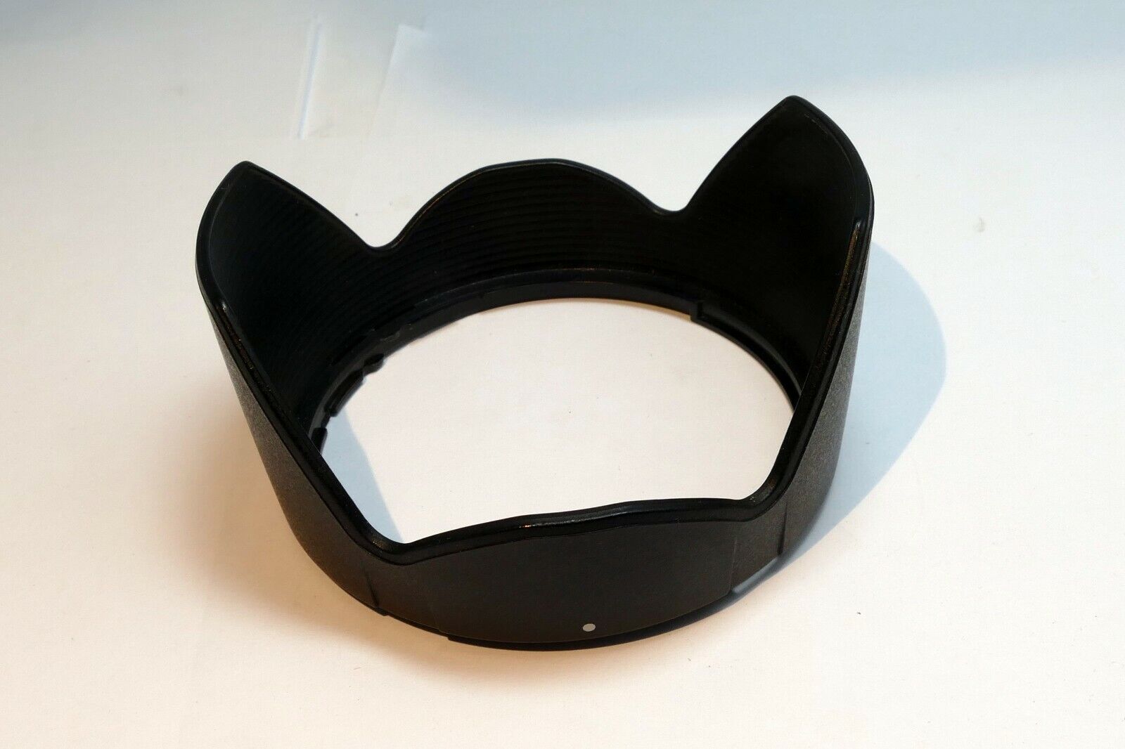 Tamron AD06 Plastic Lens Hood Shade for 18-200mm f3.5-5.6 Di II LD Genuine OEM