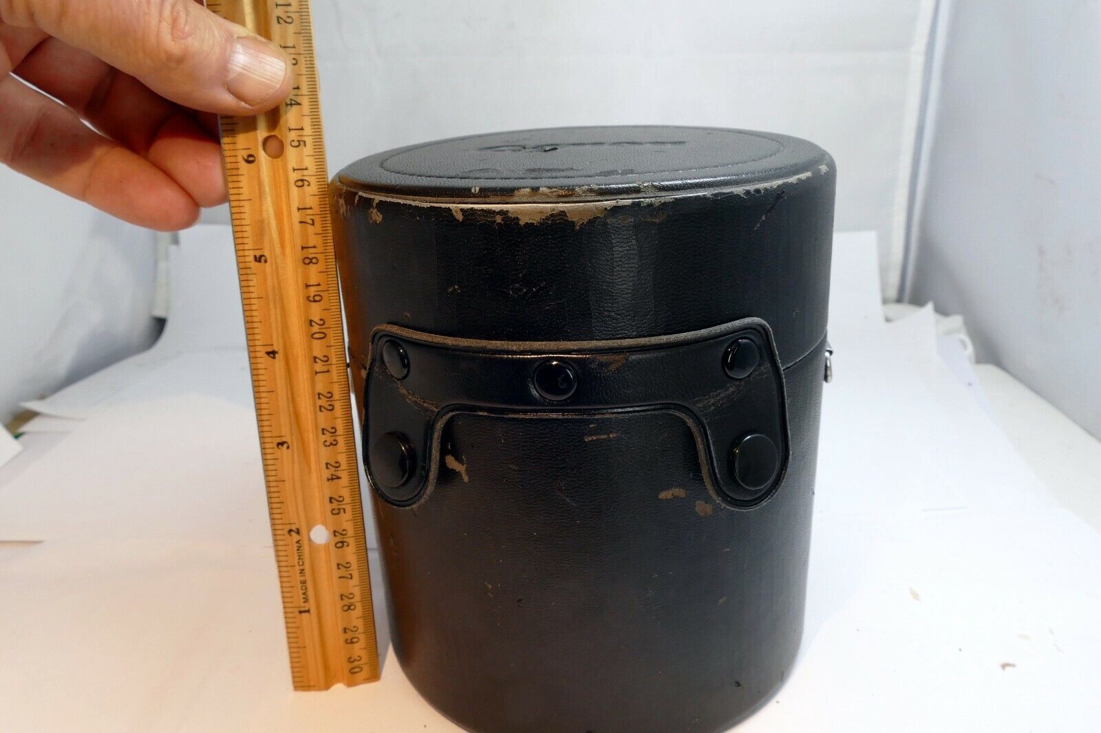 Canon LH-D14 Lens Hard Case (for 17-35mm F/2.8 L USM 16-35mm) Genuine