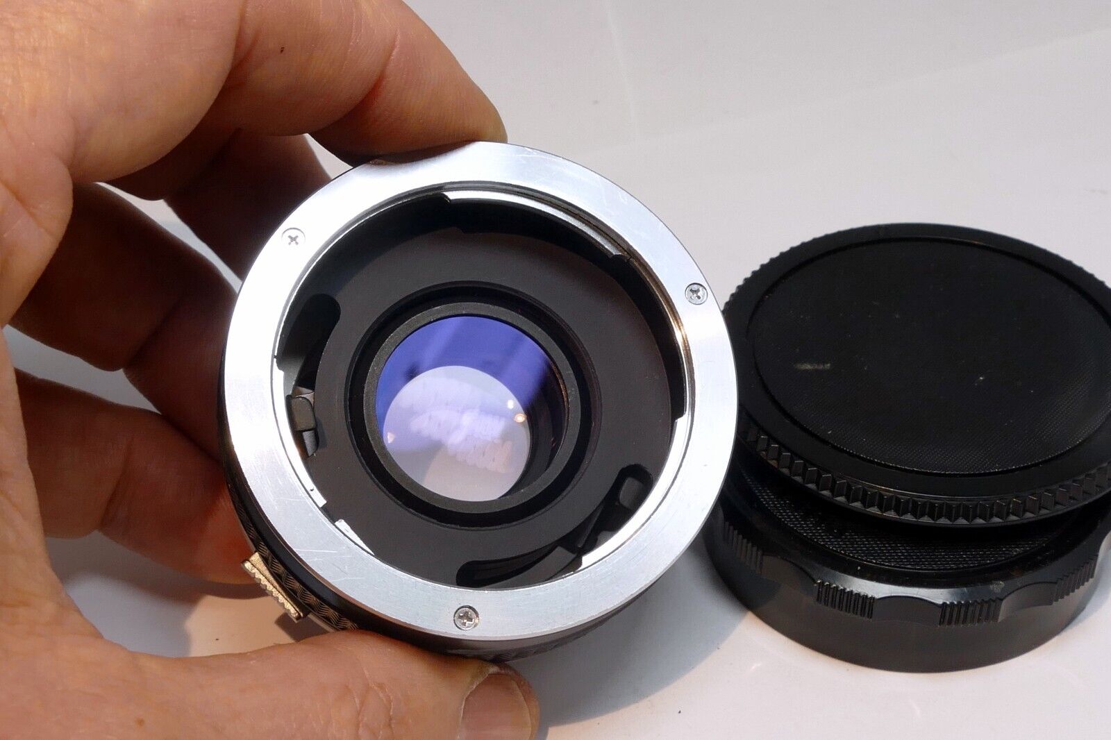 Multi-Coated 2X Lens teleconverter for Olympus OM mount